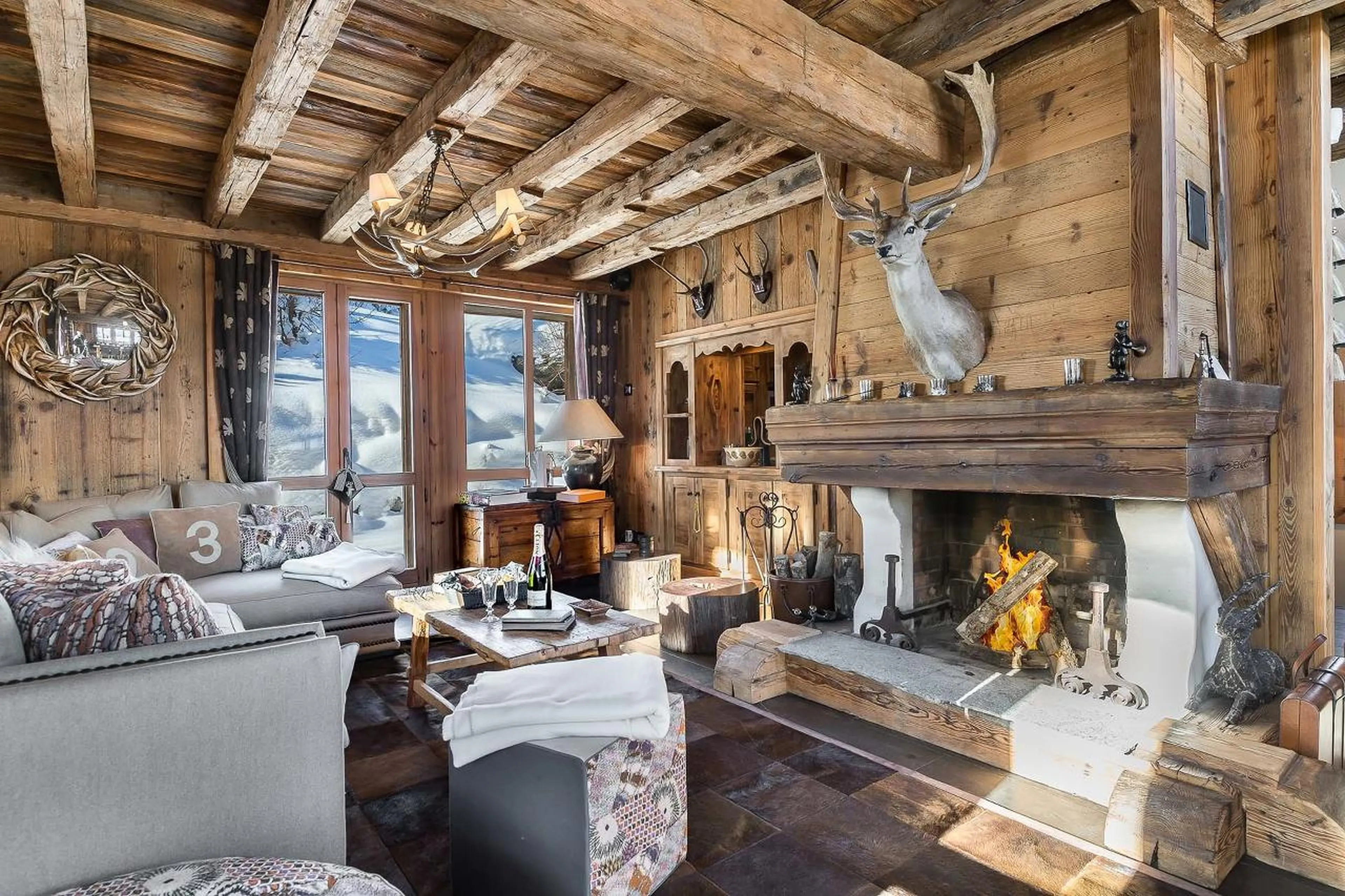 Open plan living area at Chalet Alpette in Courchevel 1550