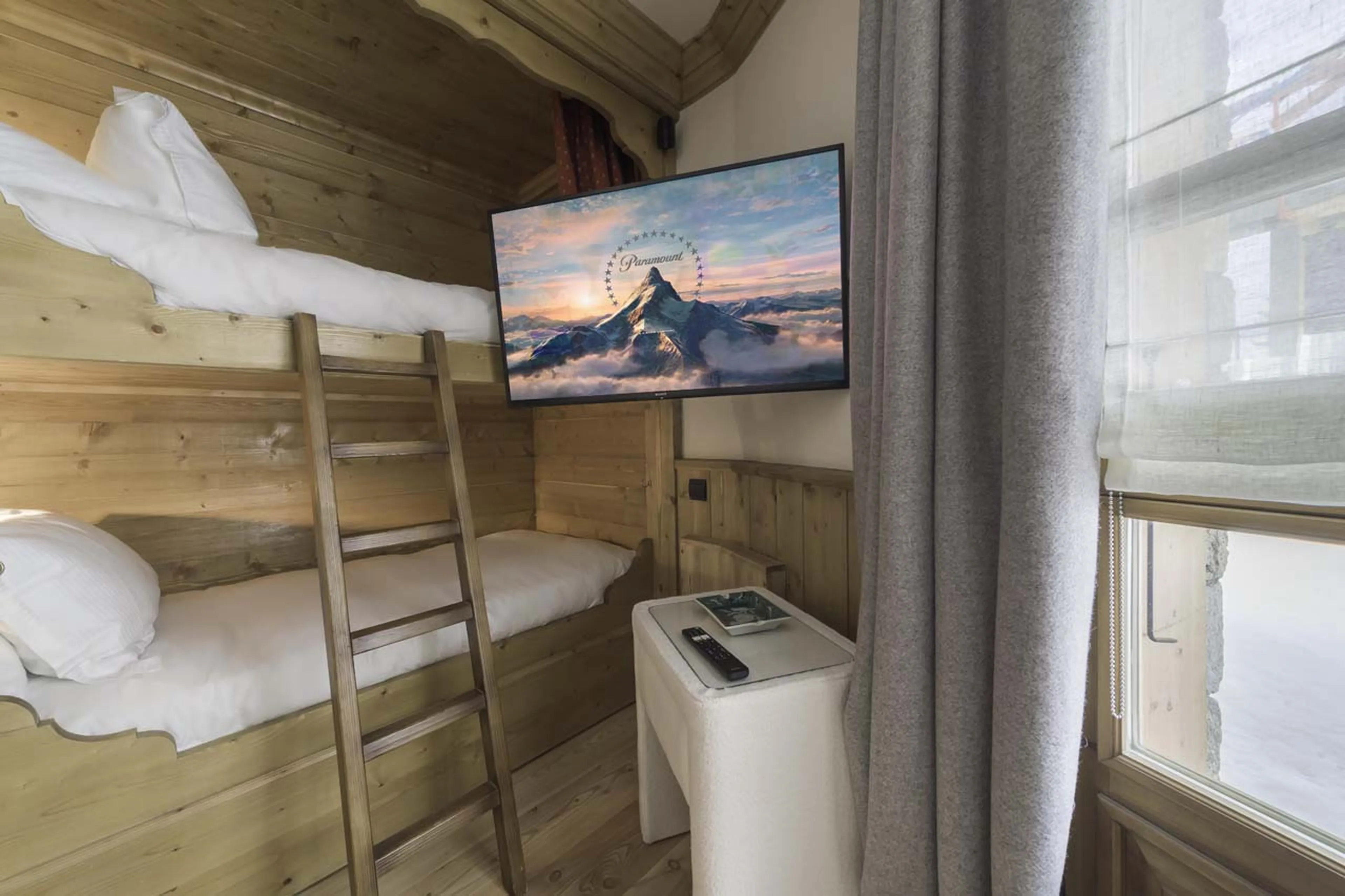 Bunk bedroom in Chalet Alpin, Courchevel 1850