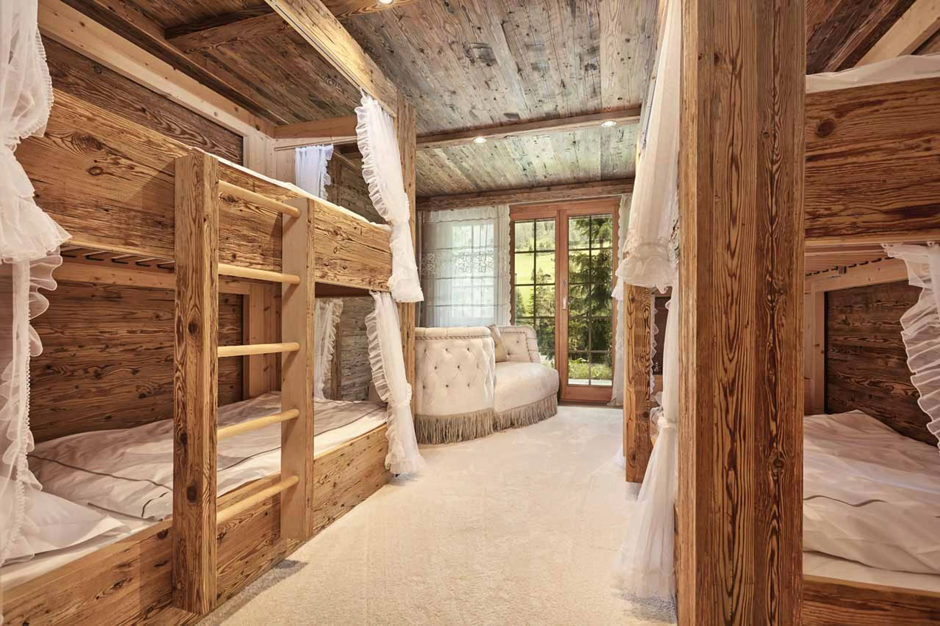 Bunk room at Chalet Amorica in Gstaad