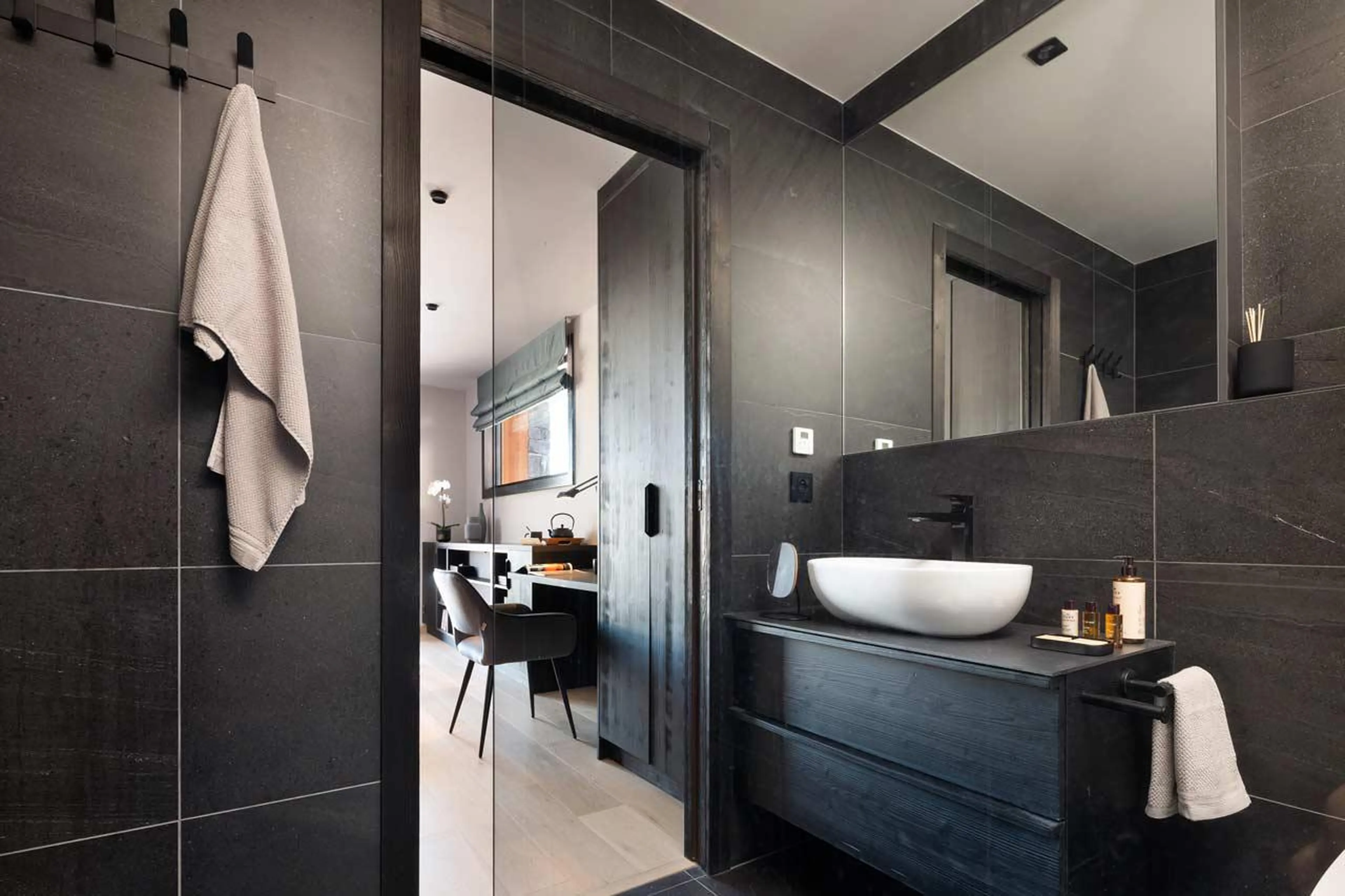 Shower room two at Chalet Arc 1838 - Mille 8 in Les Arcs