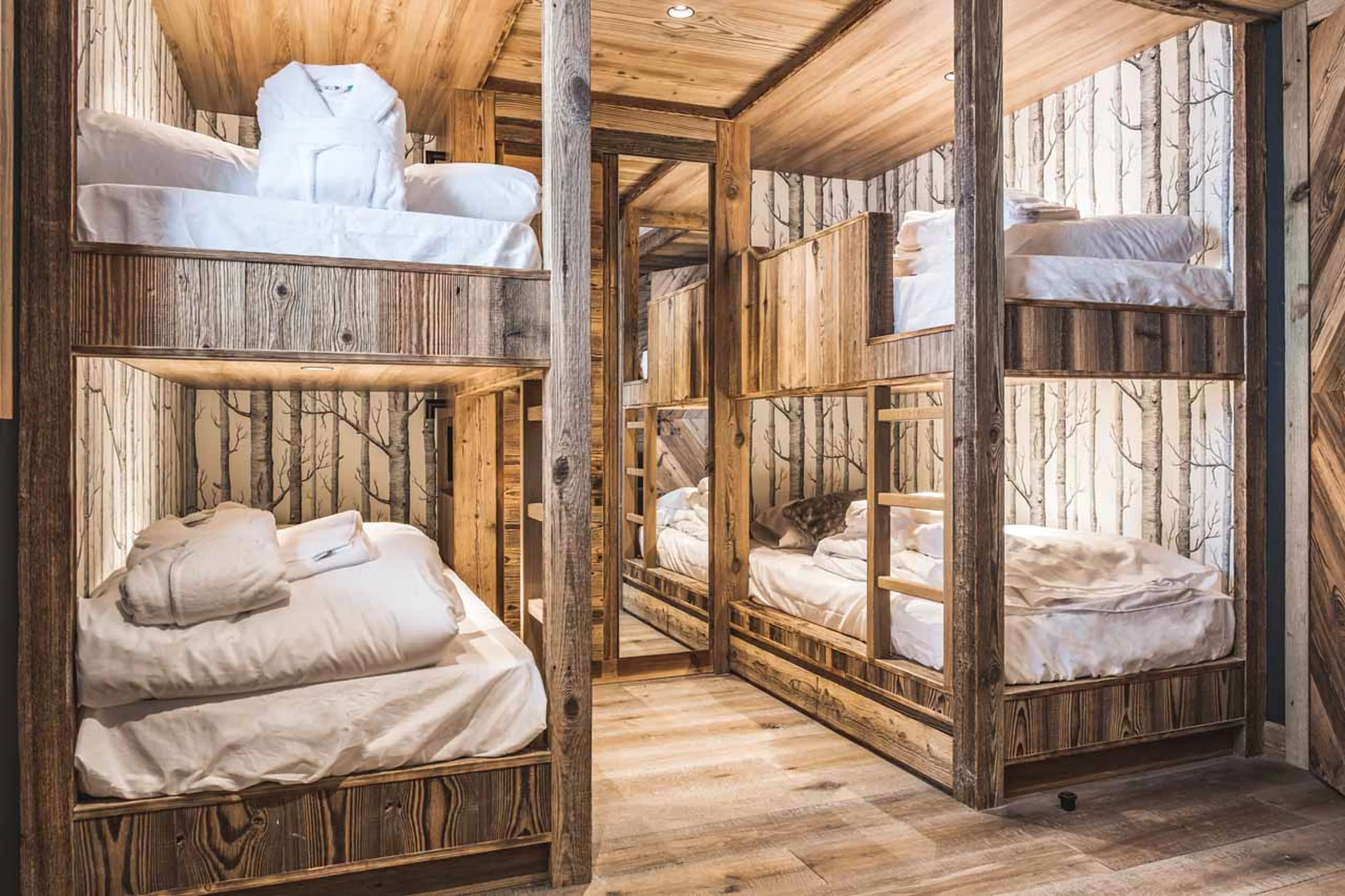 Studio bedroom at Chalet Arolla in Tignes