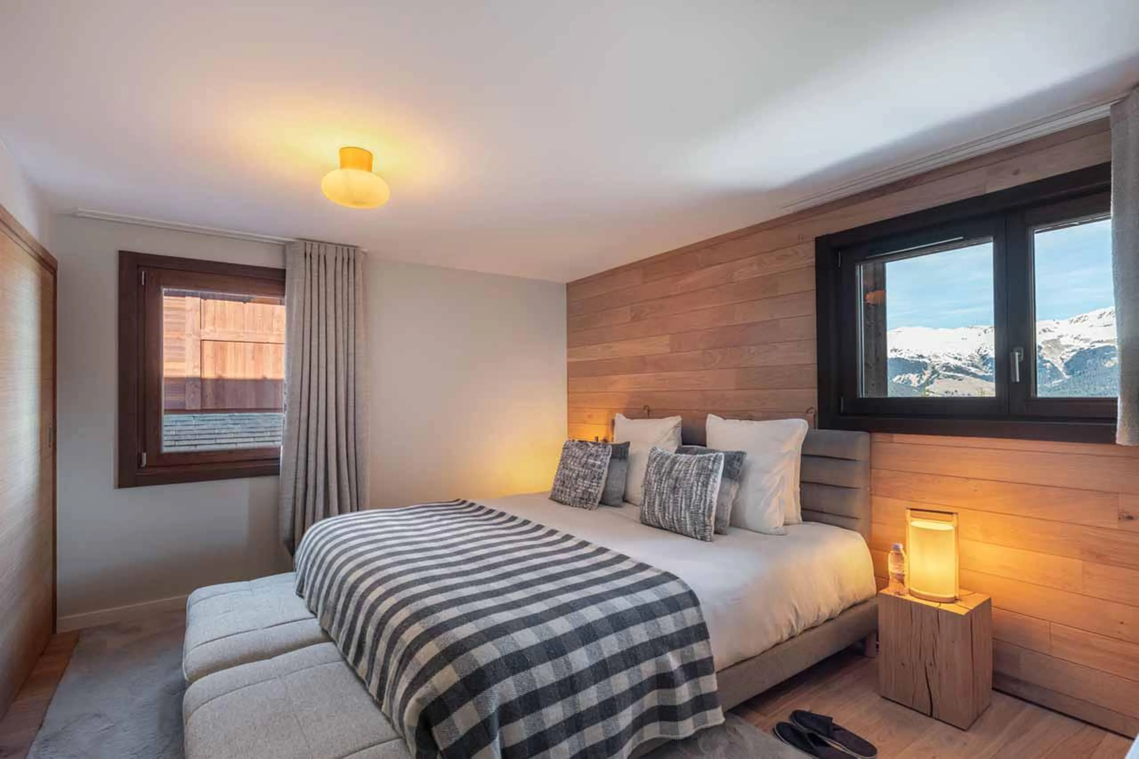 Double bedroom in Chalet Arpont, Courchevel 1650