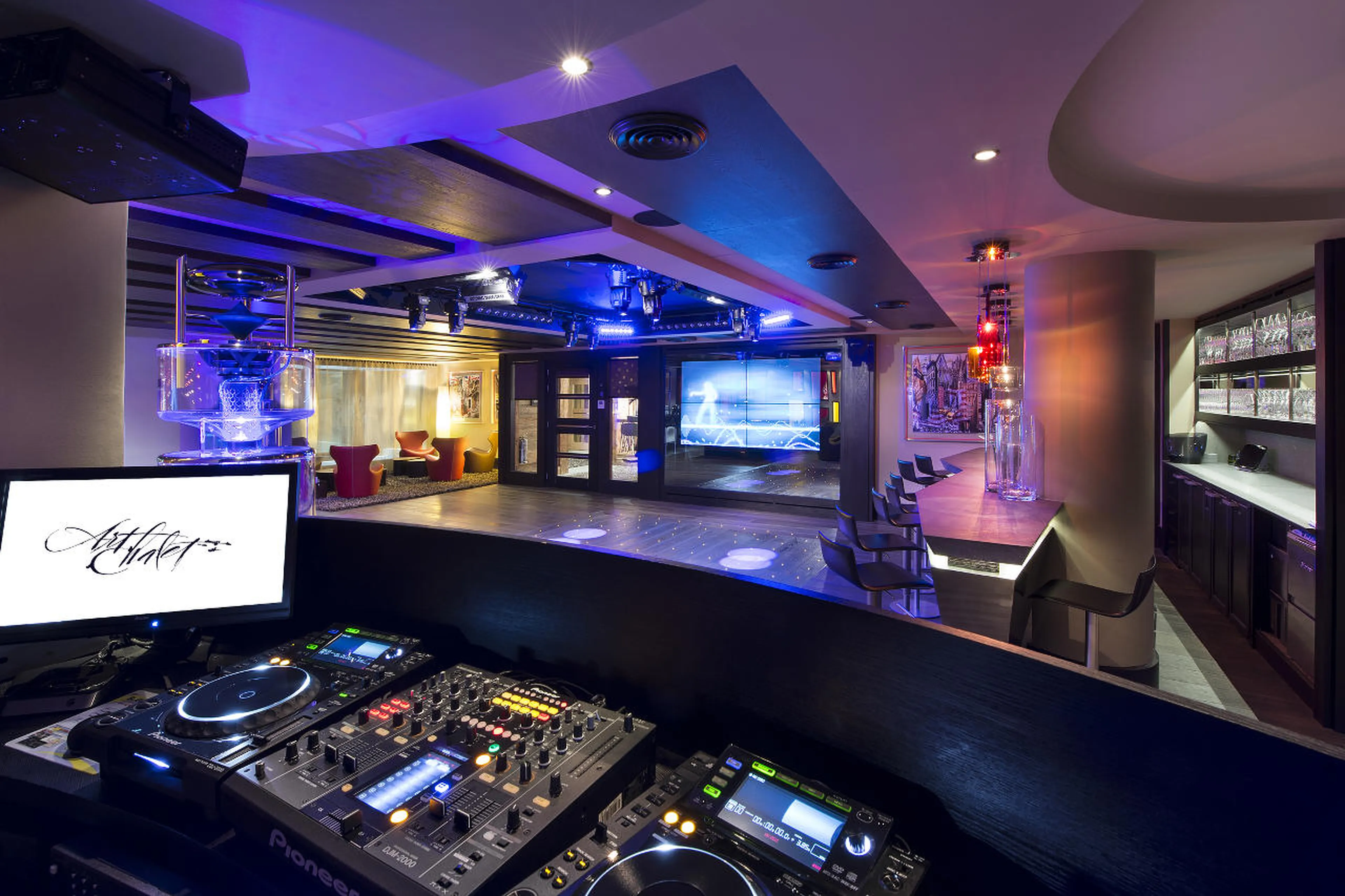 Special DJ corner in night club of Chalet Art in Courchevel 1850