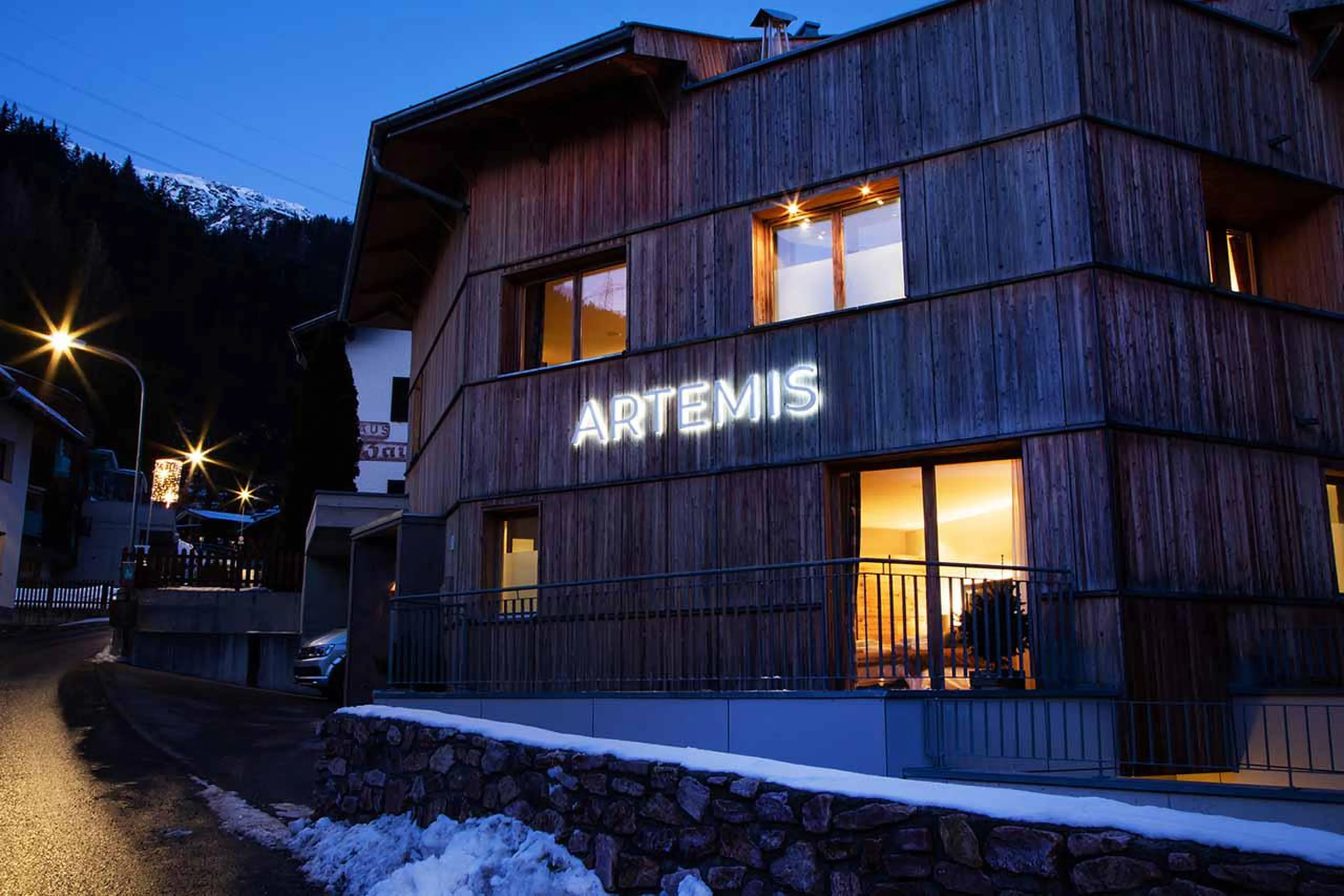 Exterior of Chalet Artemis in St Anton at night