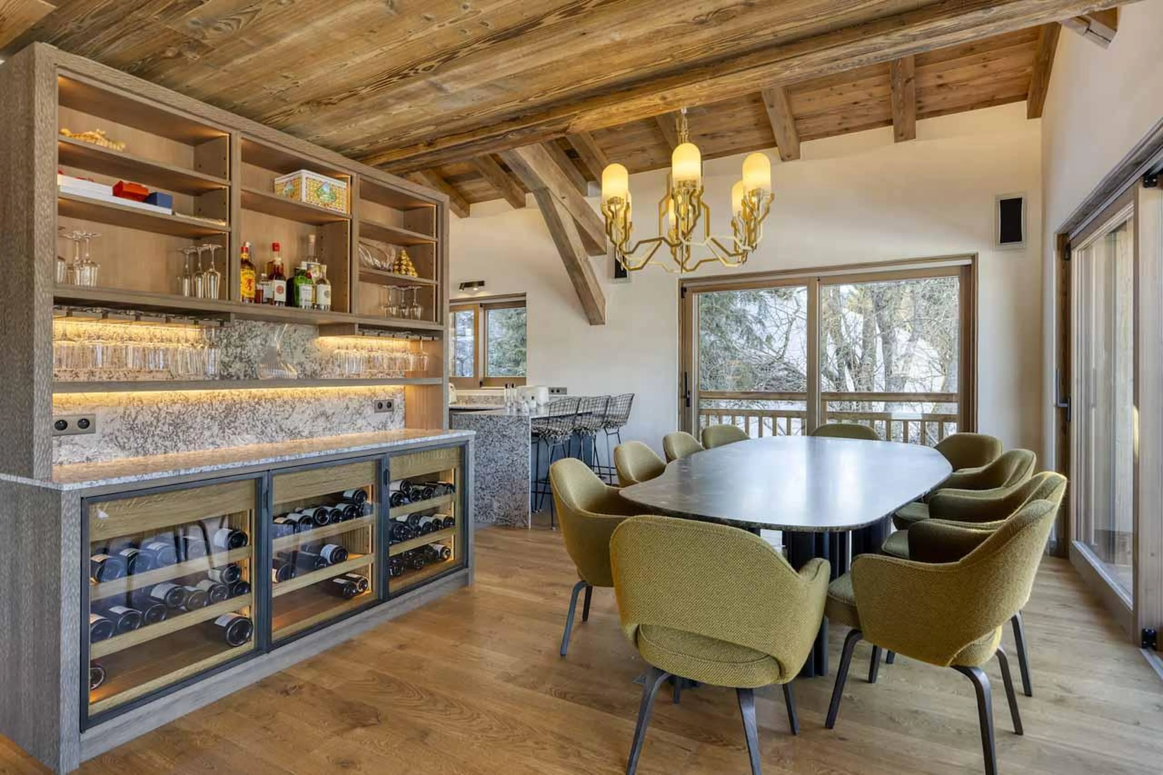 Dining table and bar in Chalet Aspen, Megeve