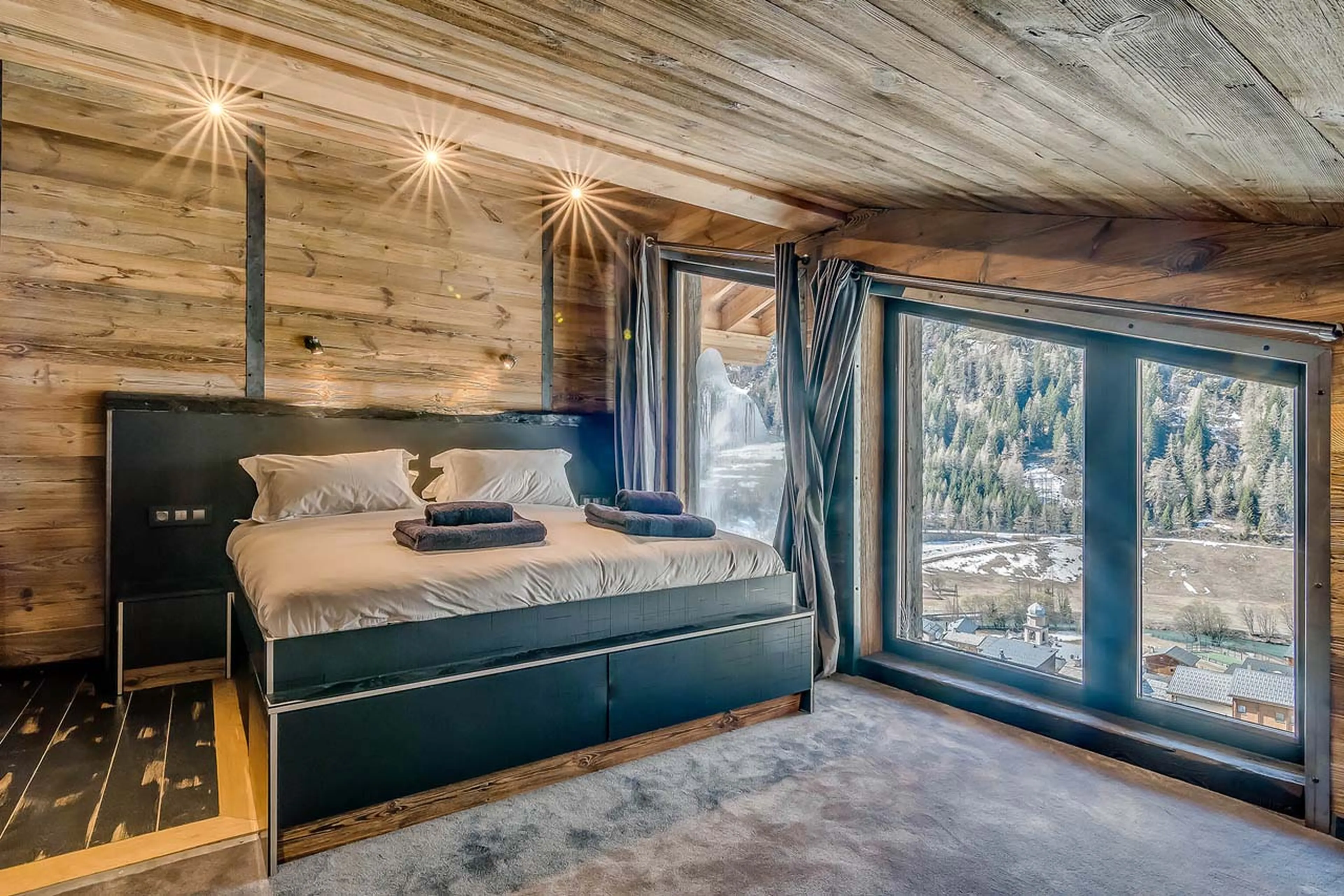 Bedroom four at Chalet Babylon in Tignes