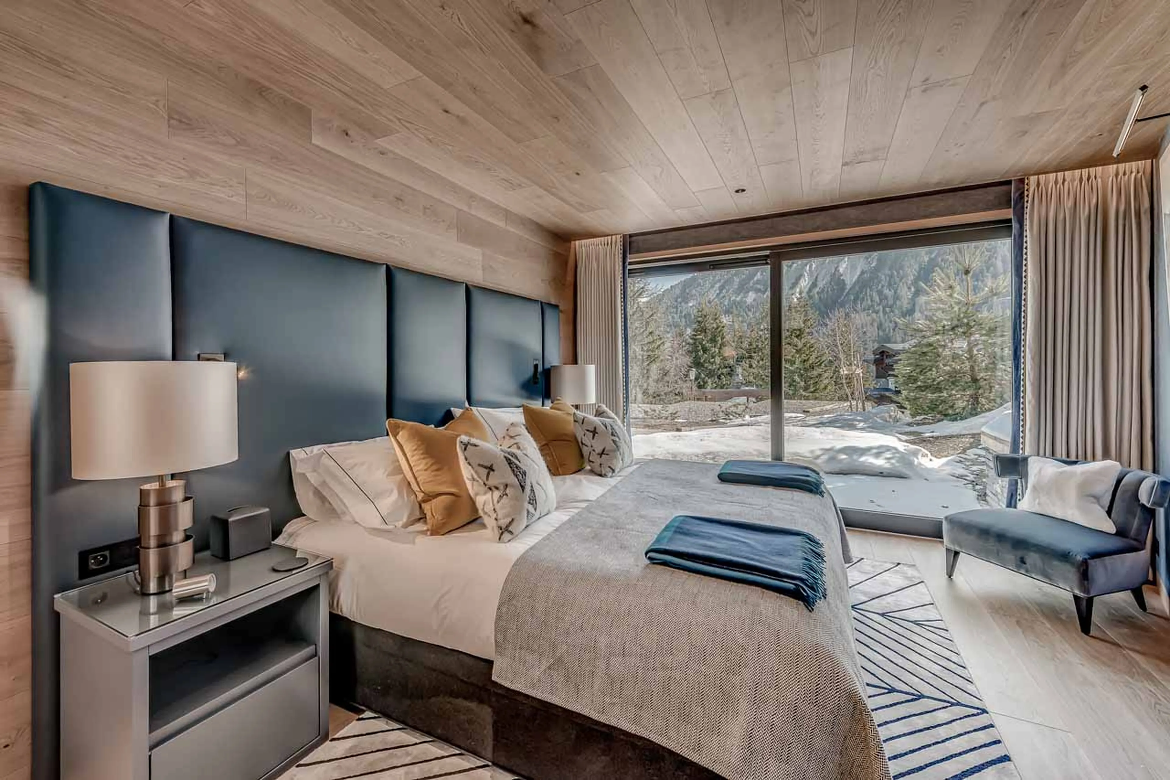 Bedroom seven at Chalet Bacchus in Courchevel 1650