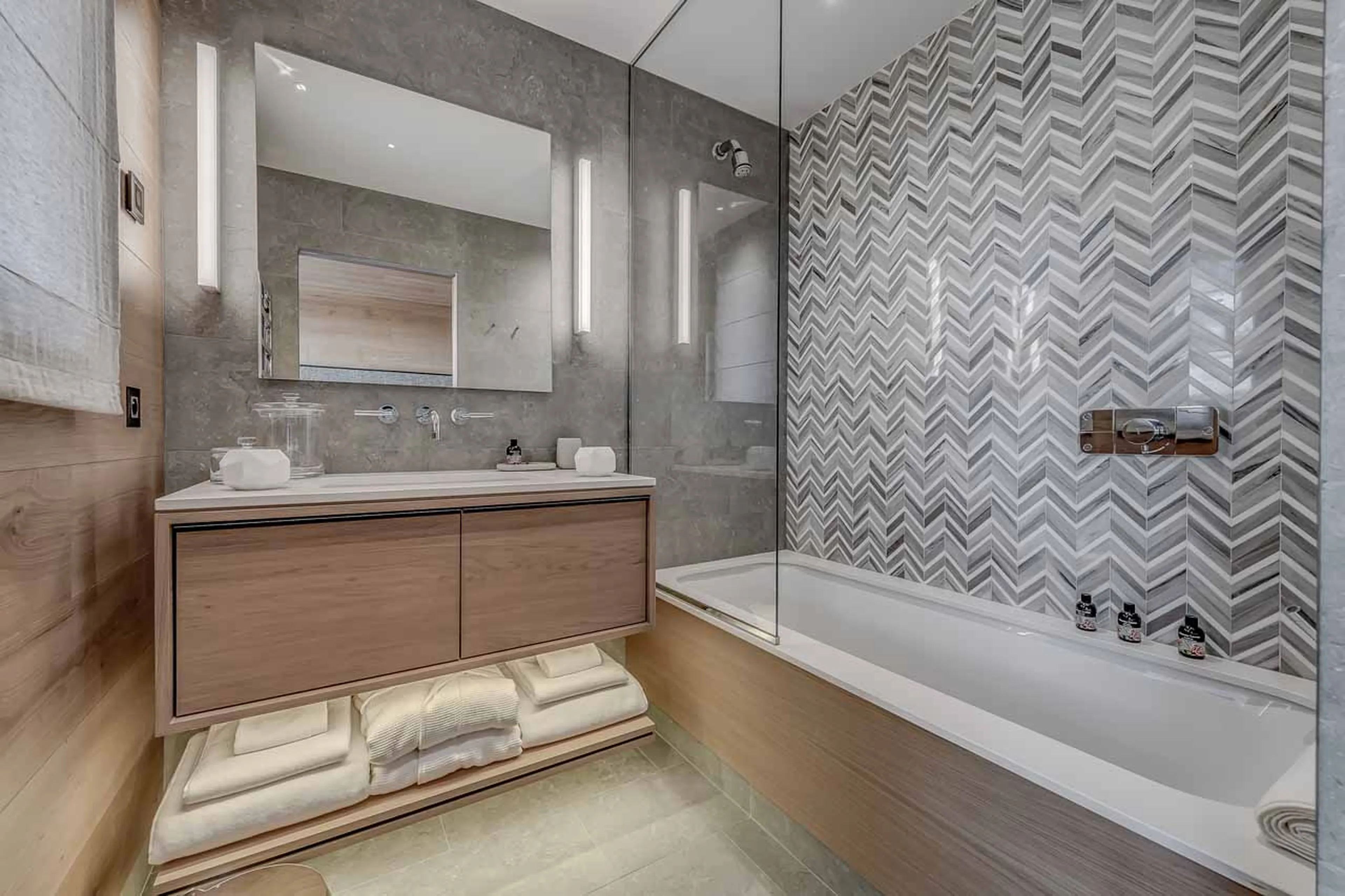 Bathroom four at Chalet Bacchus in Courchevel 1650