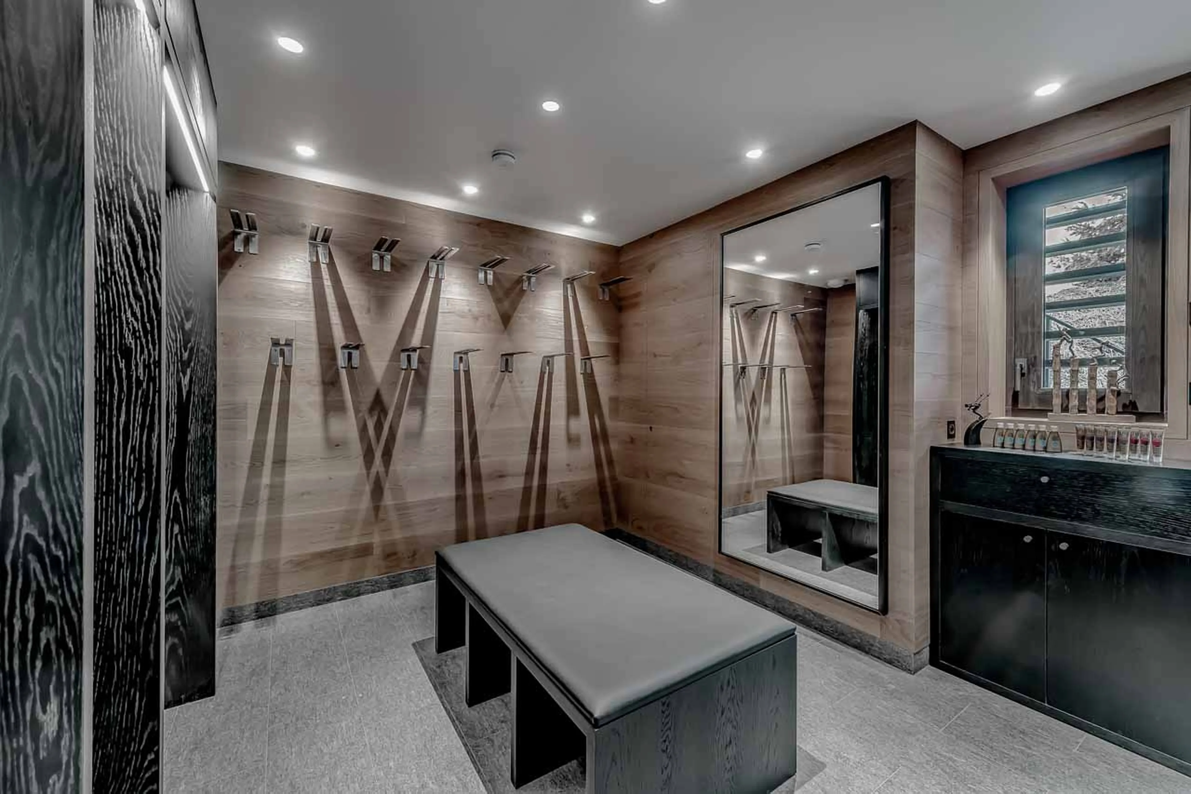 Ski room at Chalet Bacchus in Courchevel 1650