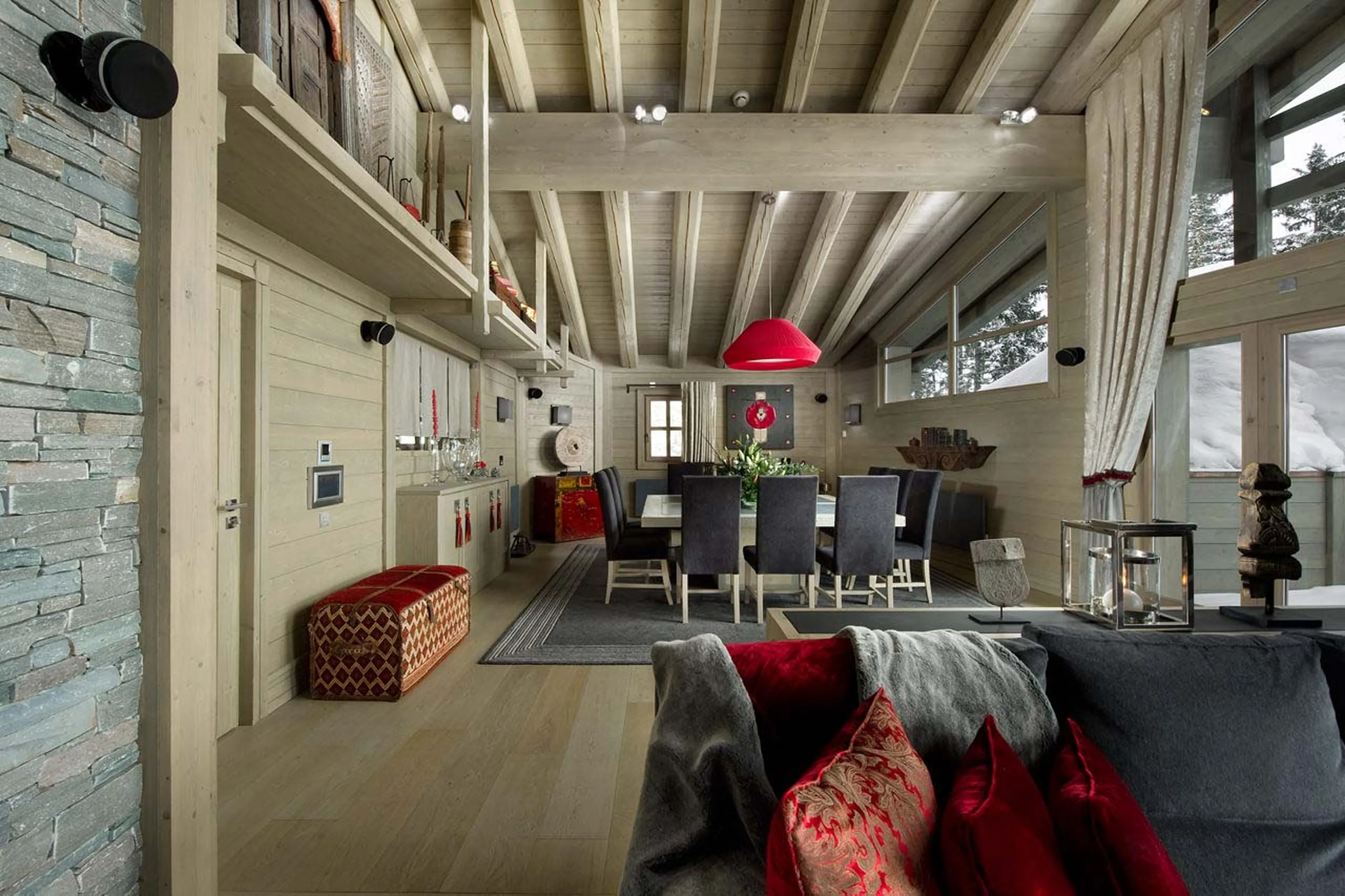 Dining area in Chalet Baltoro in Courchevel 1850