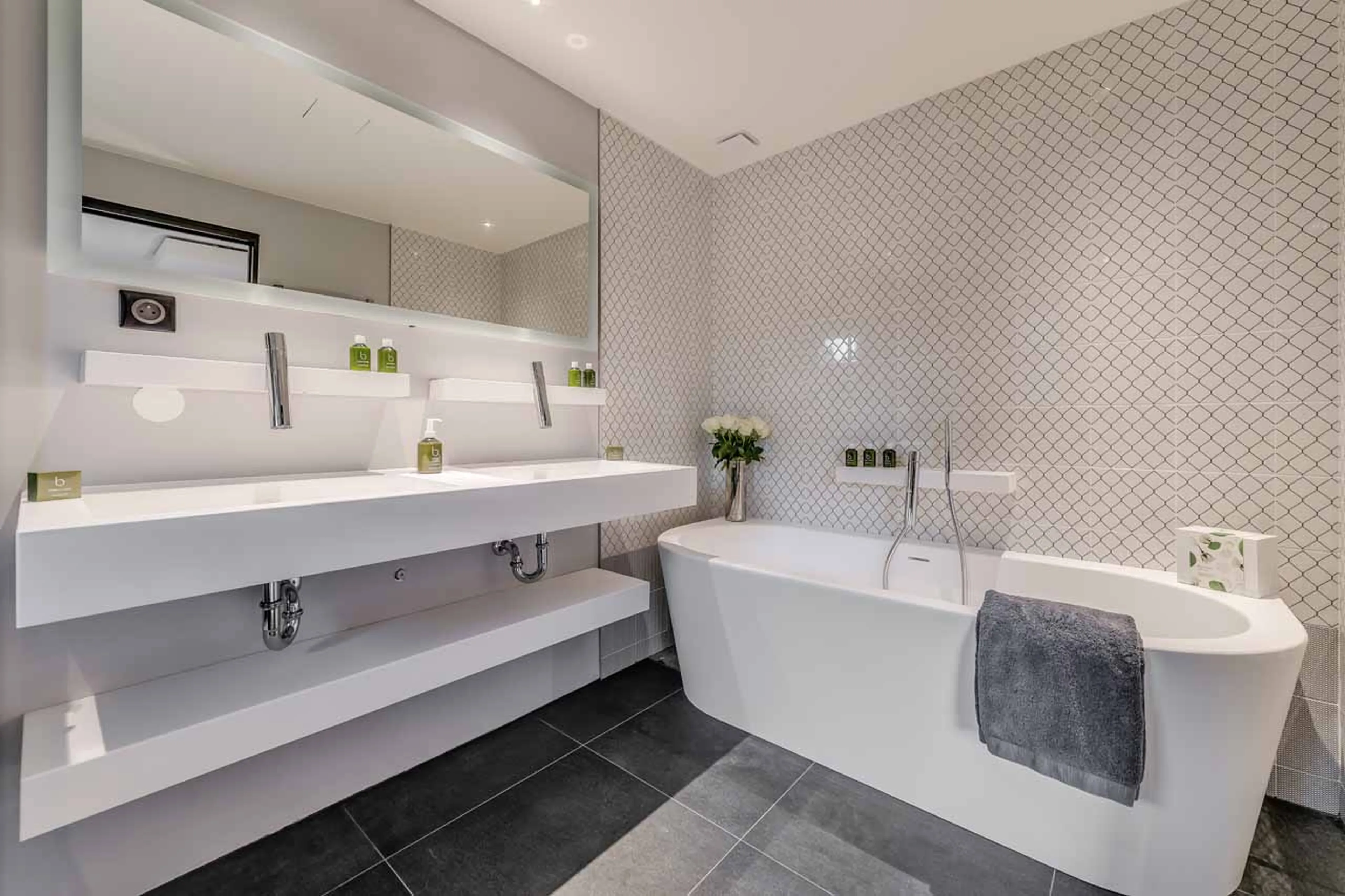 Bathroom one at Chalet Banksy in Tignes