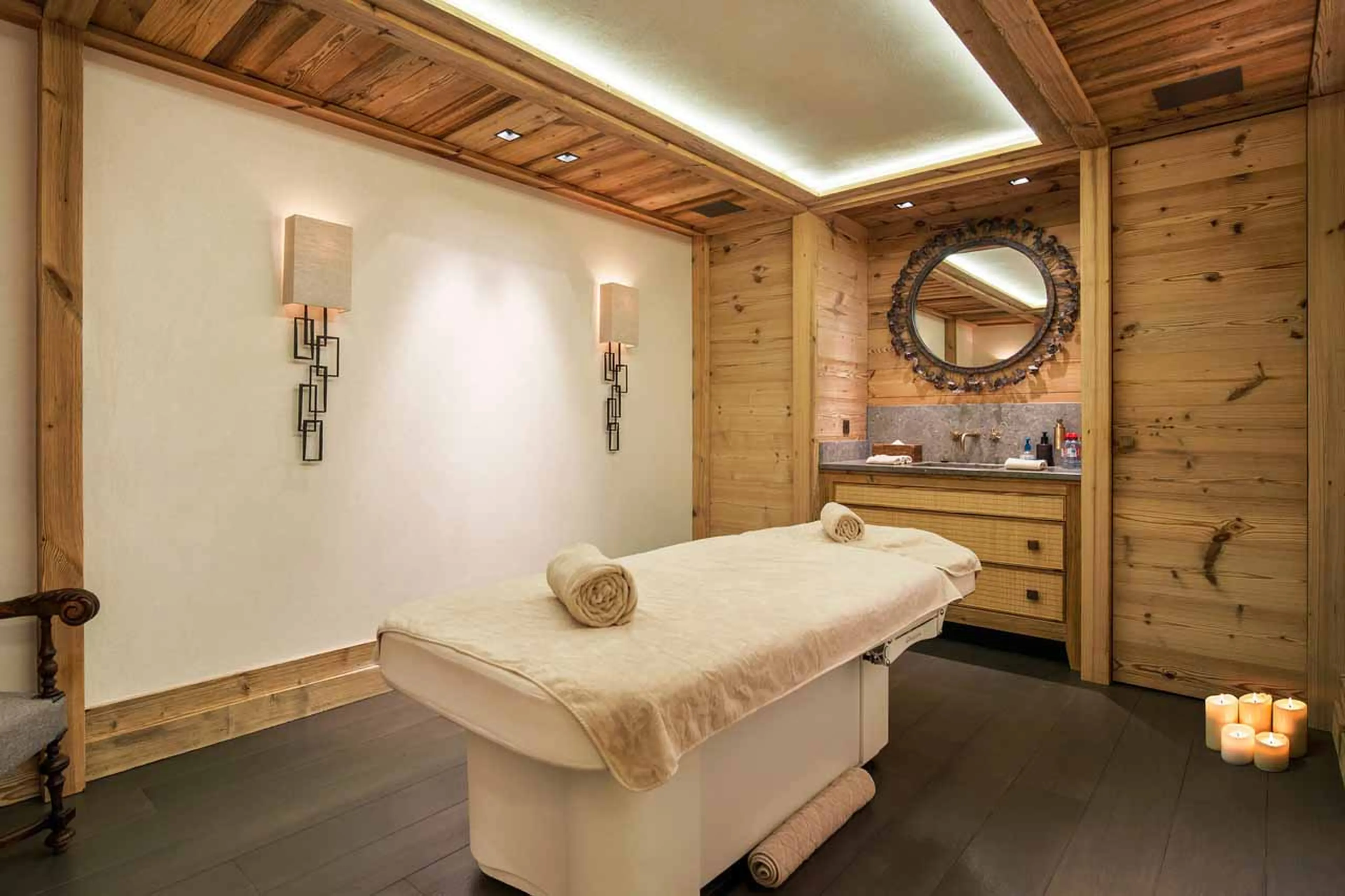 Massage room in the spa area of Chalet Les Bastidons  in Courchevel 1850