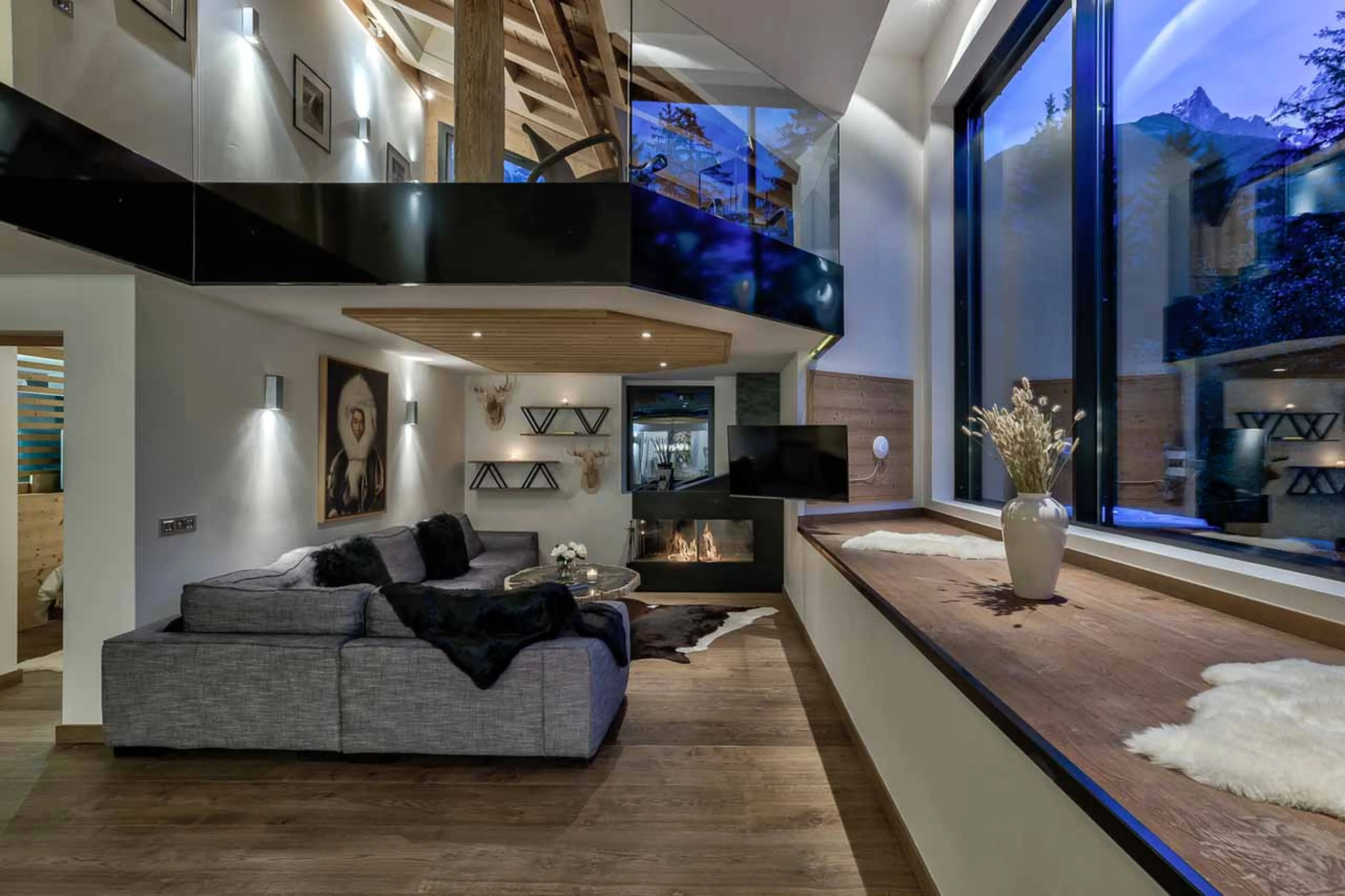 Open plan living at Chalet Black Diamond in Chamonix