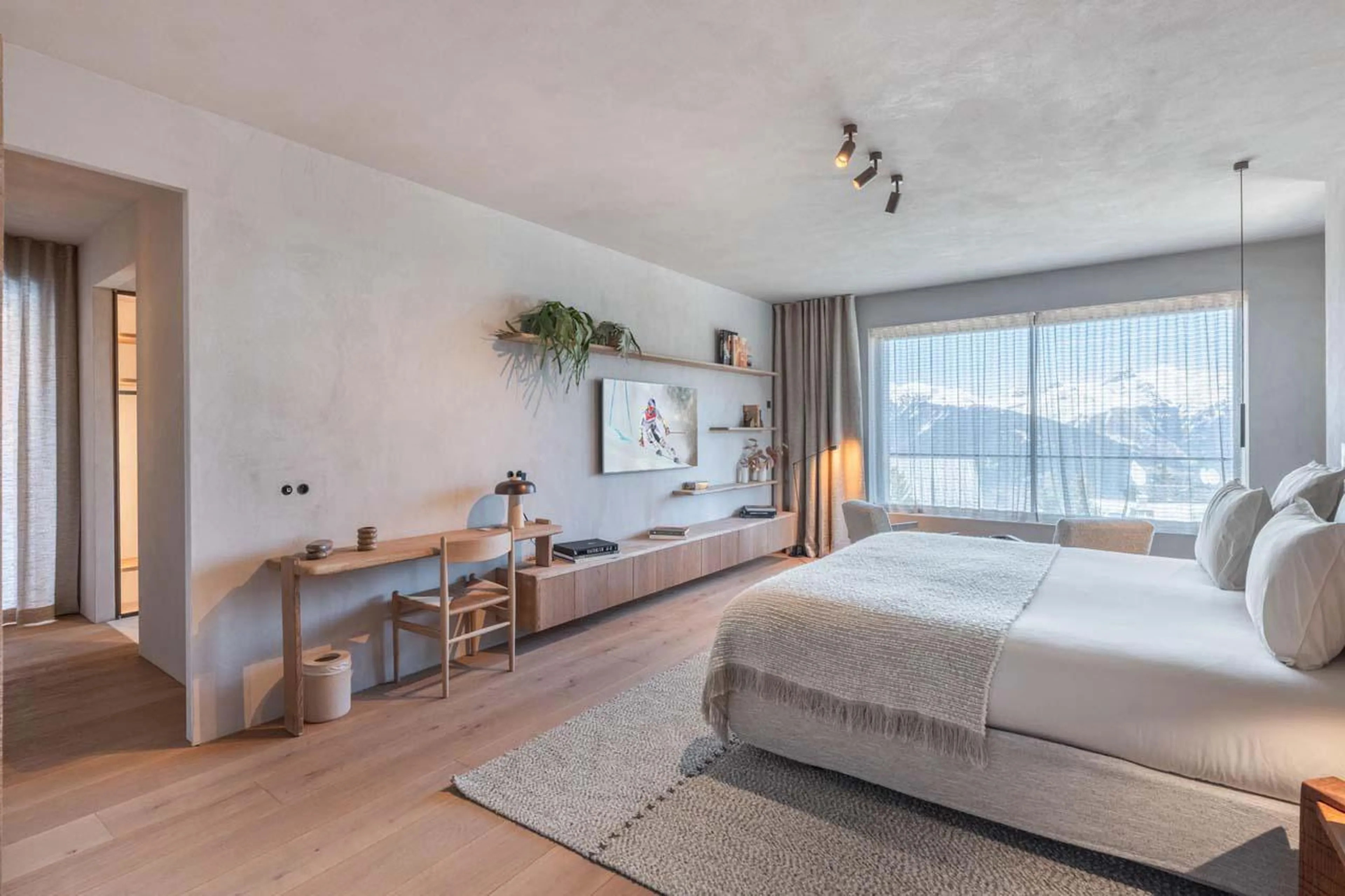 Master double bedroom at Chalet Black Lodge in Courchevel 1850