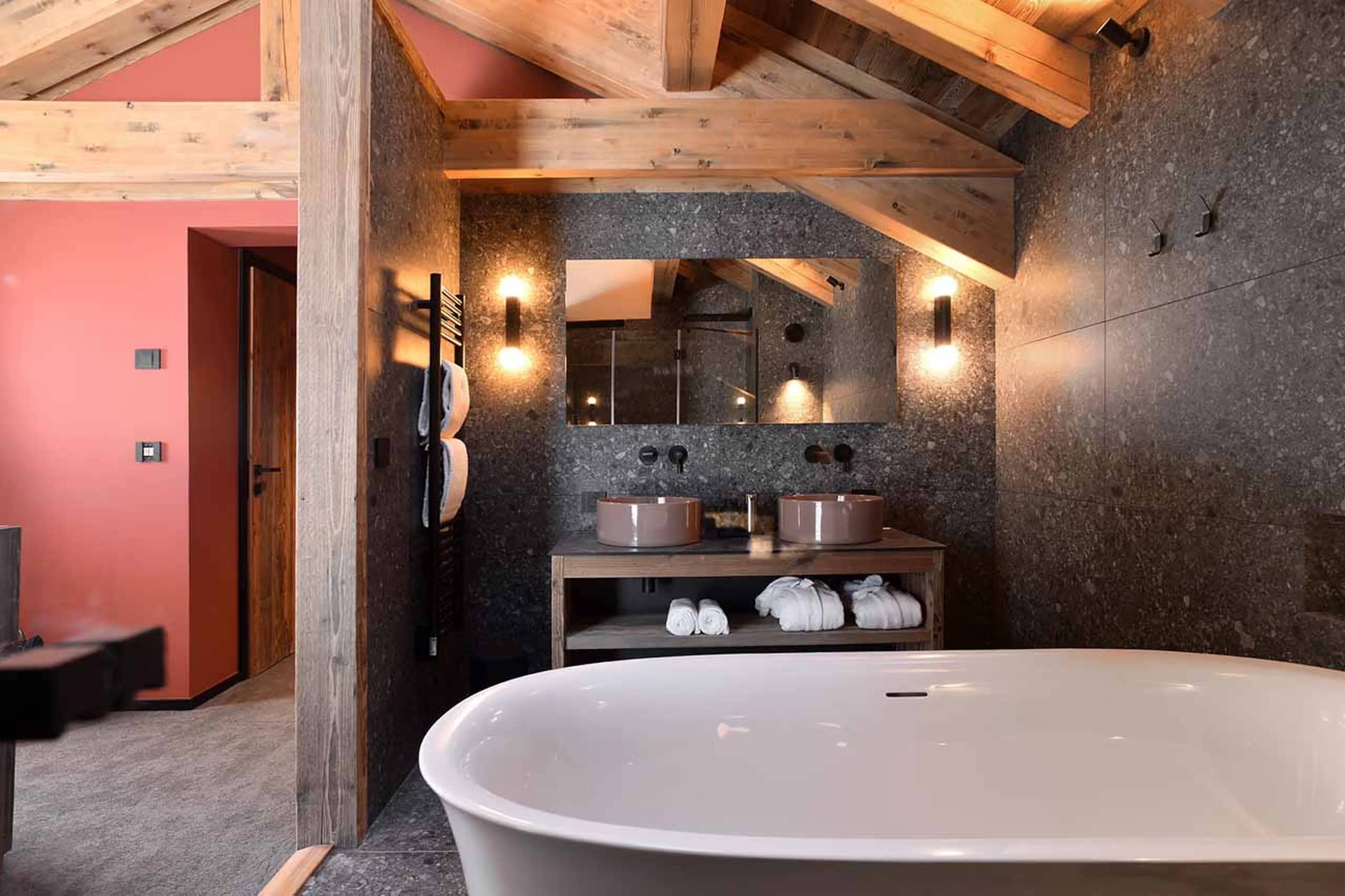 Bedroom 1 en-suite at Chalet Black Peak in Meribel