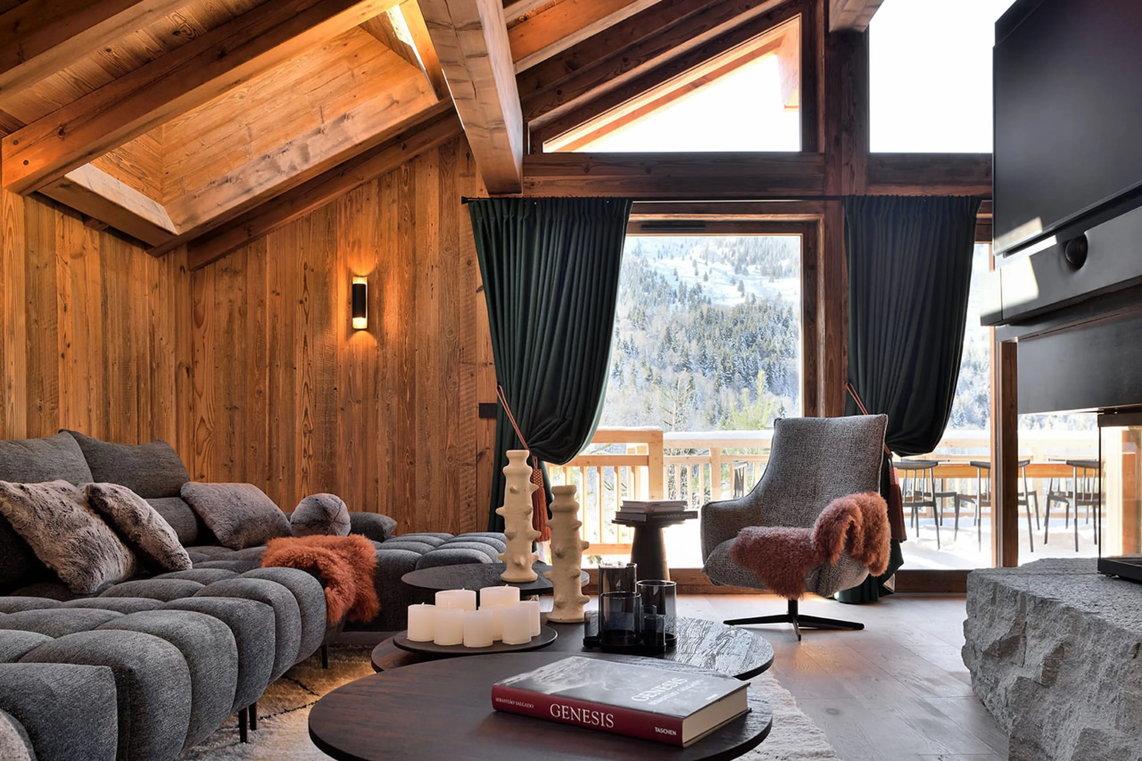 Living area at Chalet Black Peak in Meribel