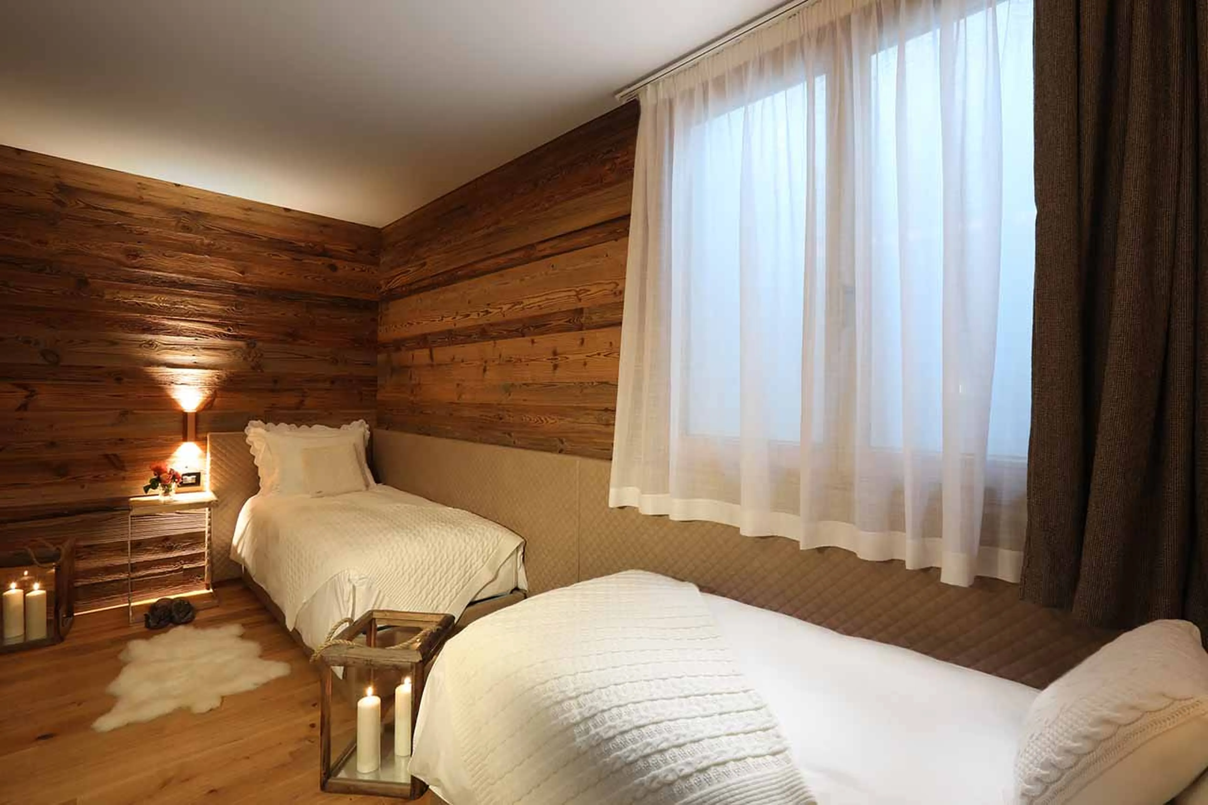Twin bedroom at Petit Chalet Blanc in Cervinia