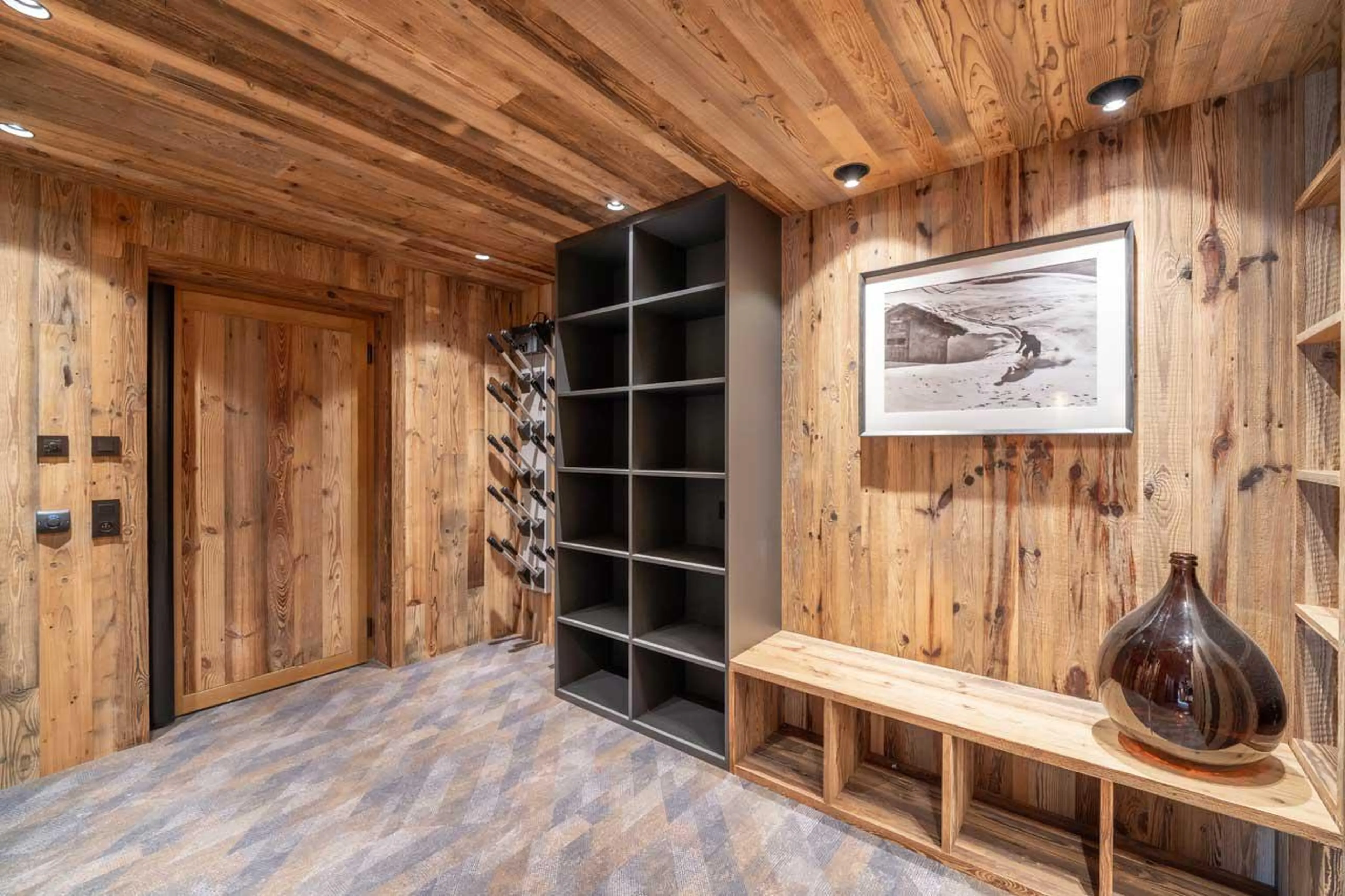 Ski room at Chalet Bois de l'Abbaye in Courchevel Le Praz