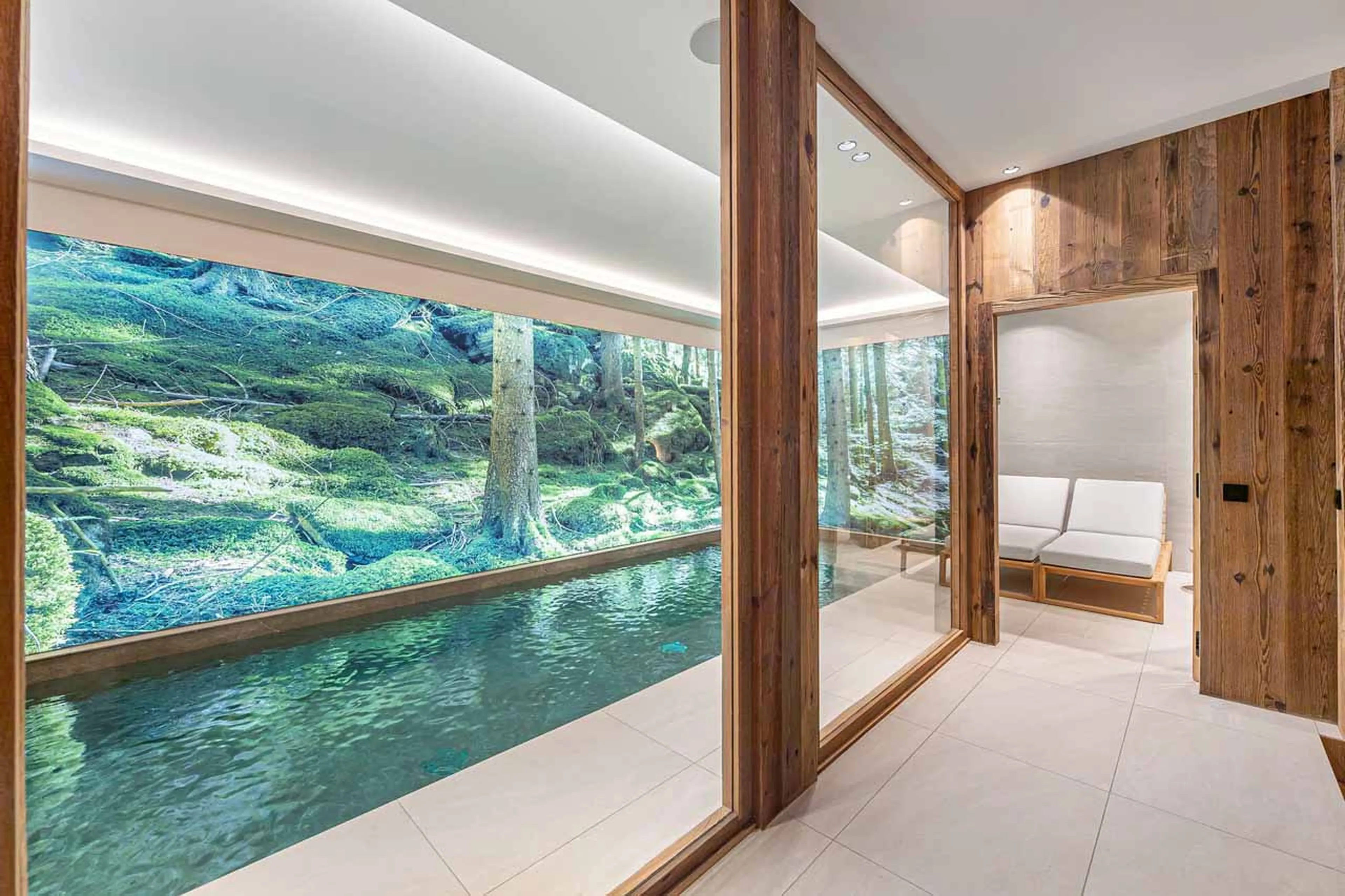 Pool & relaxation area at Chalet Bois du Ban in Courchevel Le Praz