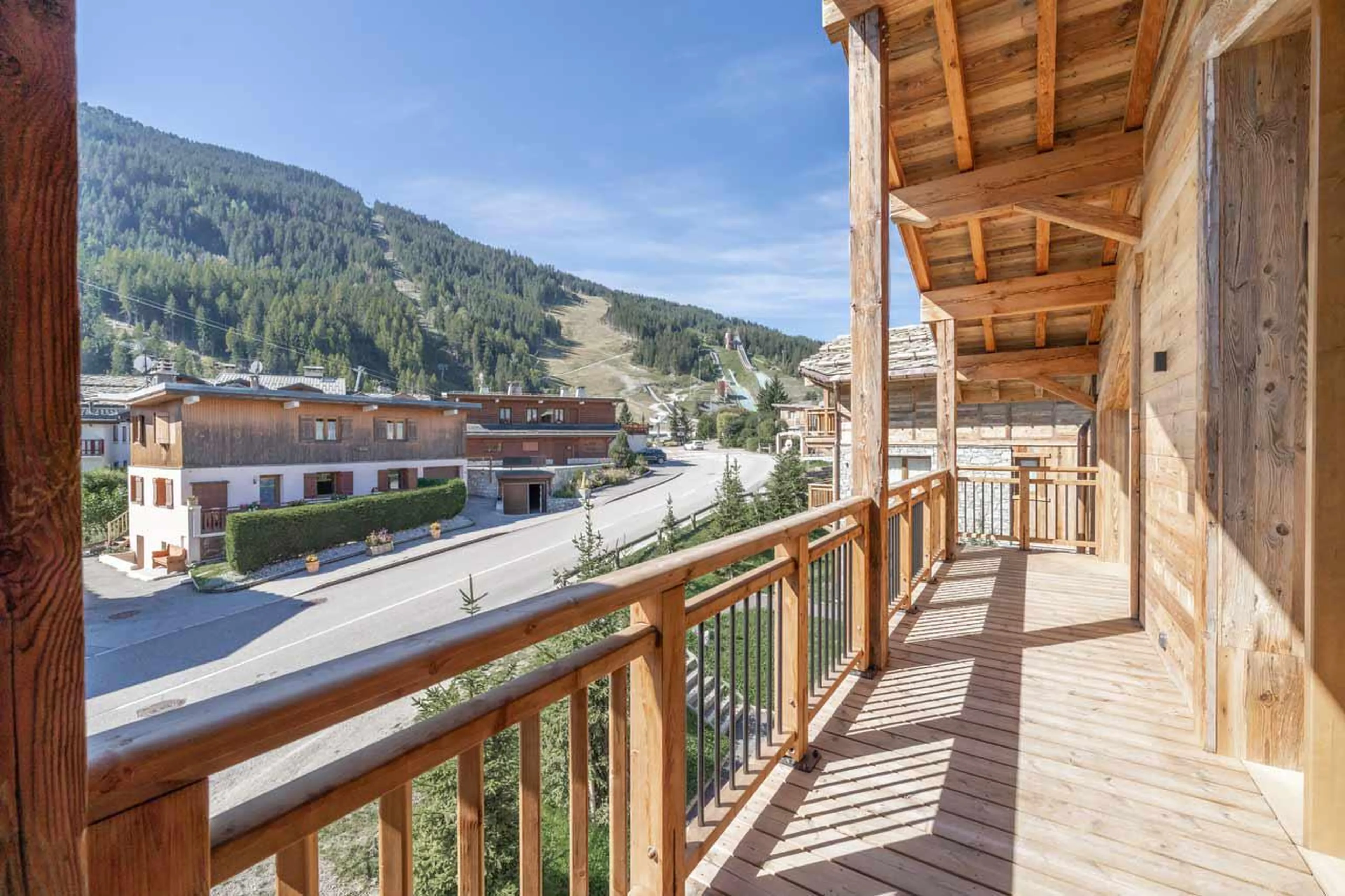 Sunny balcony of Chalet Bois du Fontanil in Courchevel Le Praz