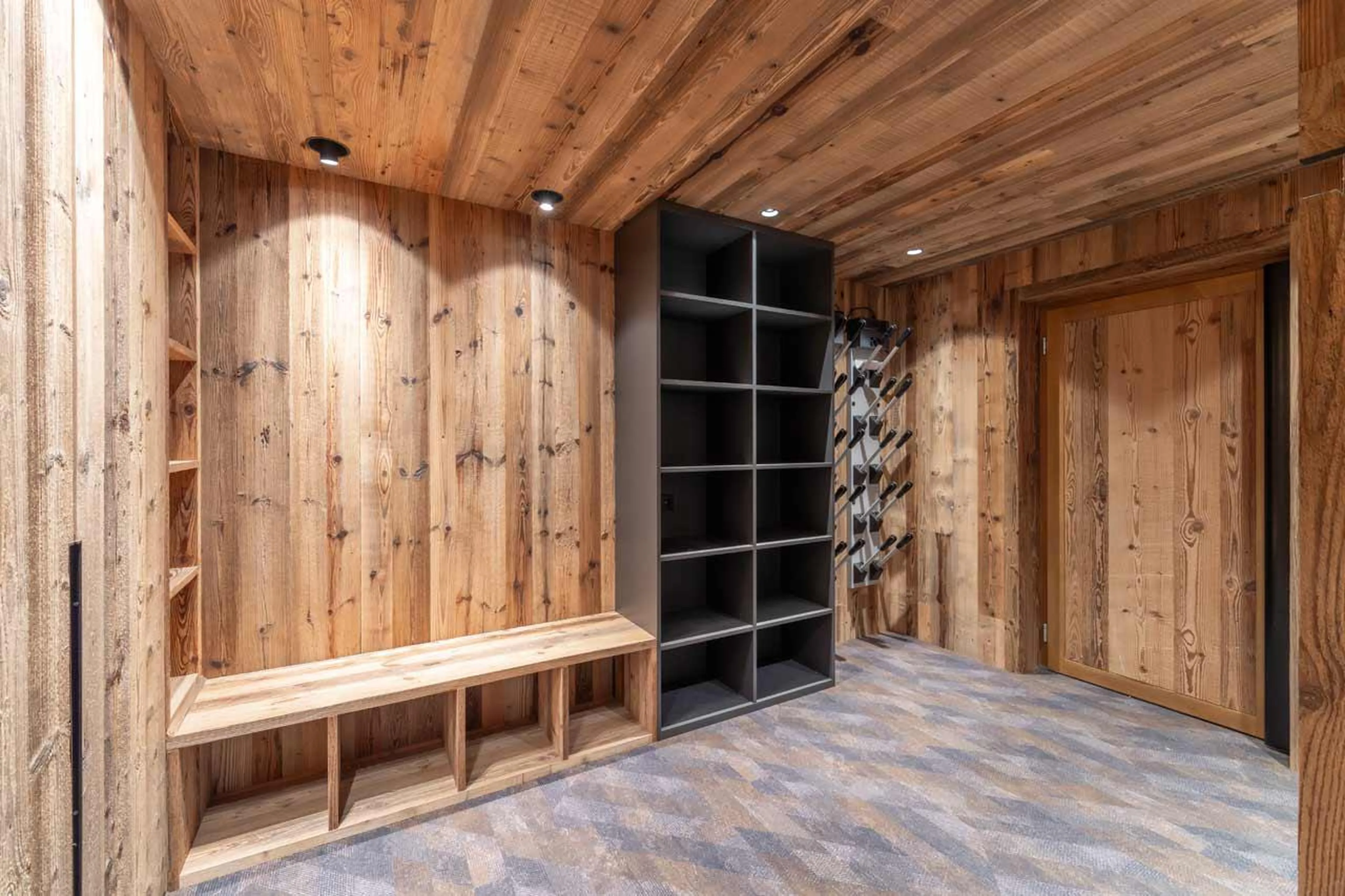 Ski room at Chalet Bois du Fontanil in Courchevel Le Praz
