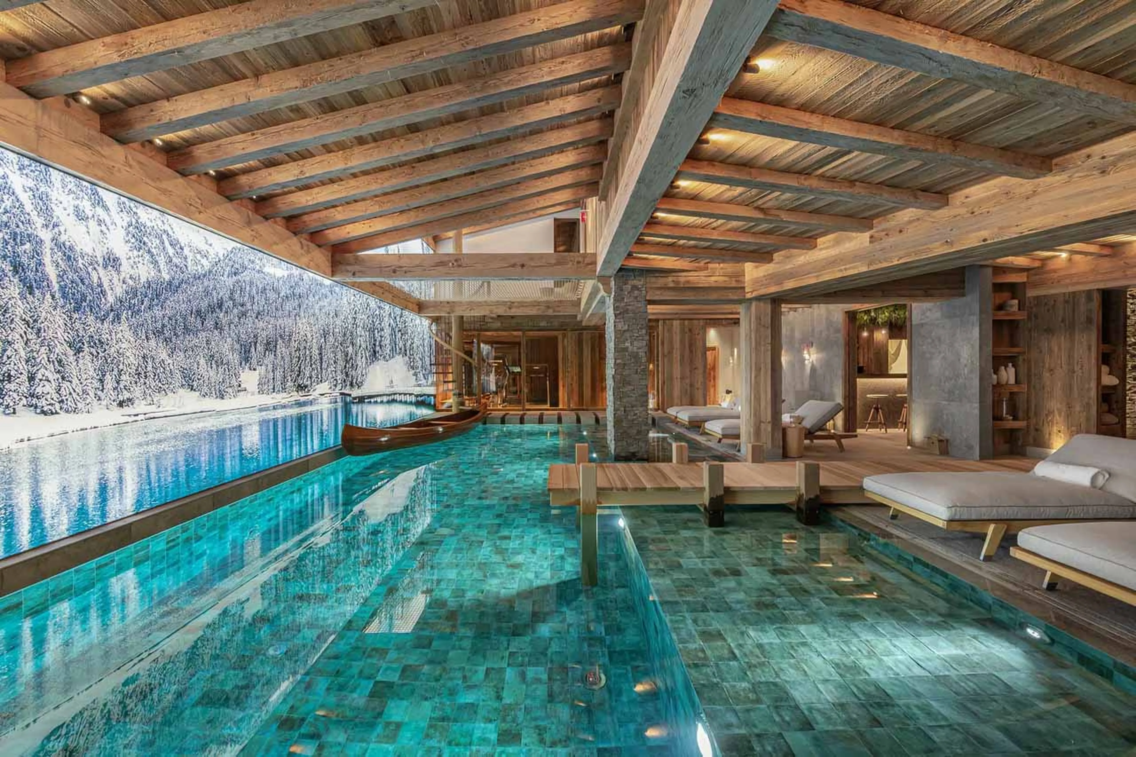 Relaxation area beside pool at Chalet Les Bruxellois in Courchevel 1850