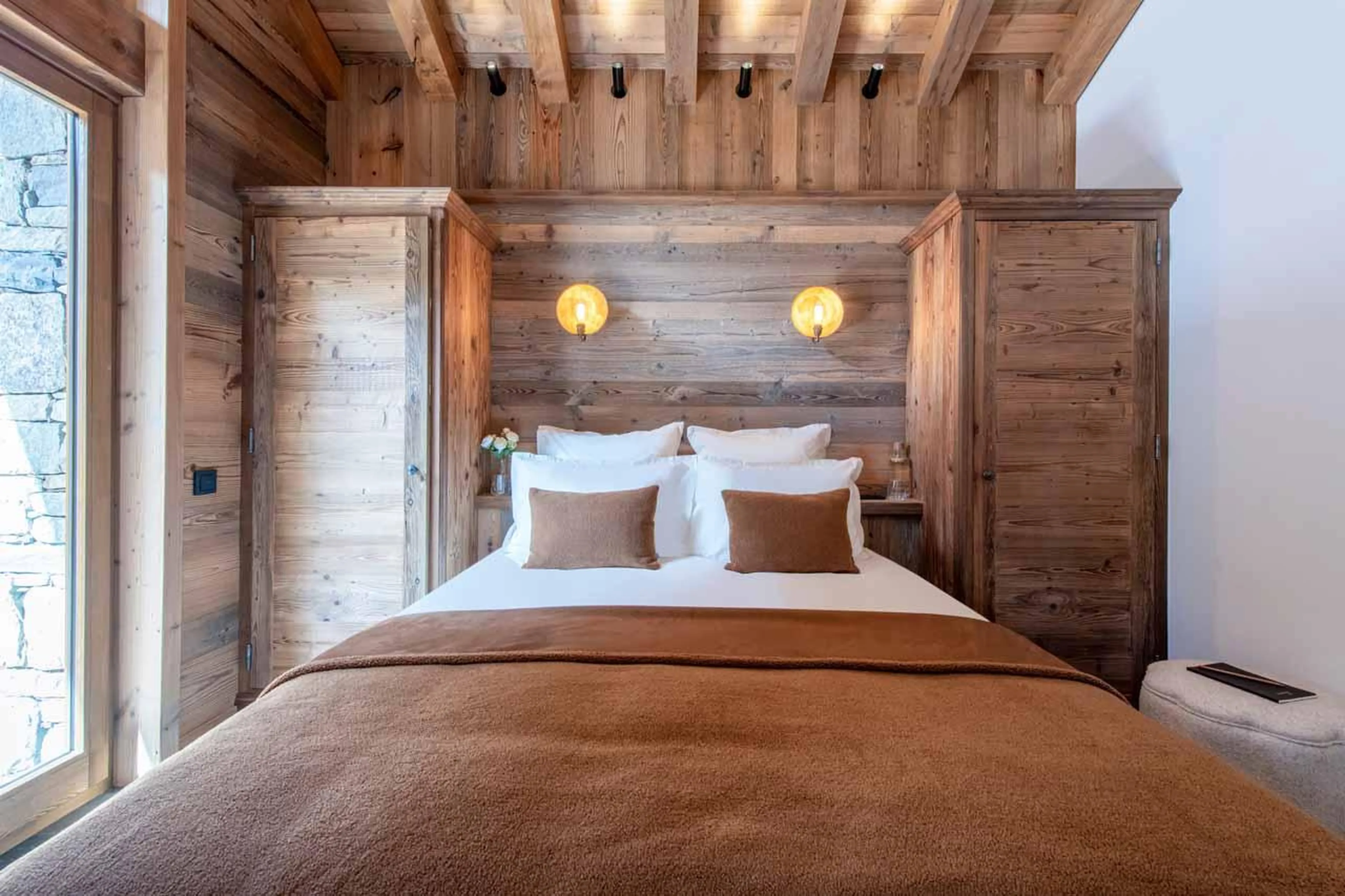 Traditional Alpine materials in Chalet Caribou, Meribel