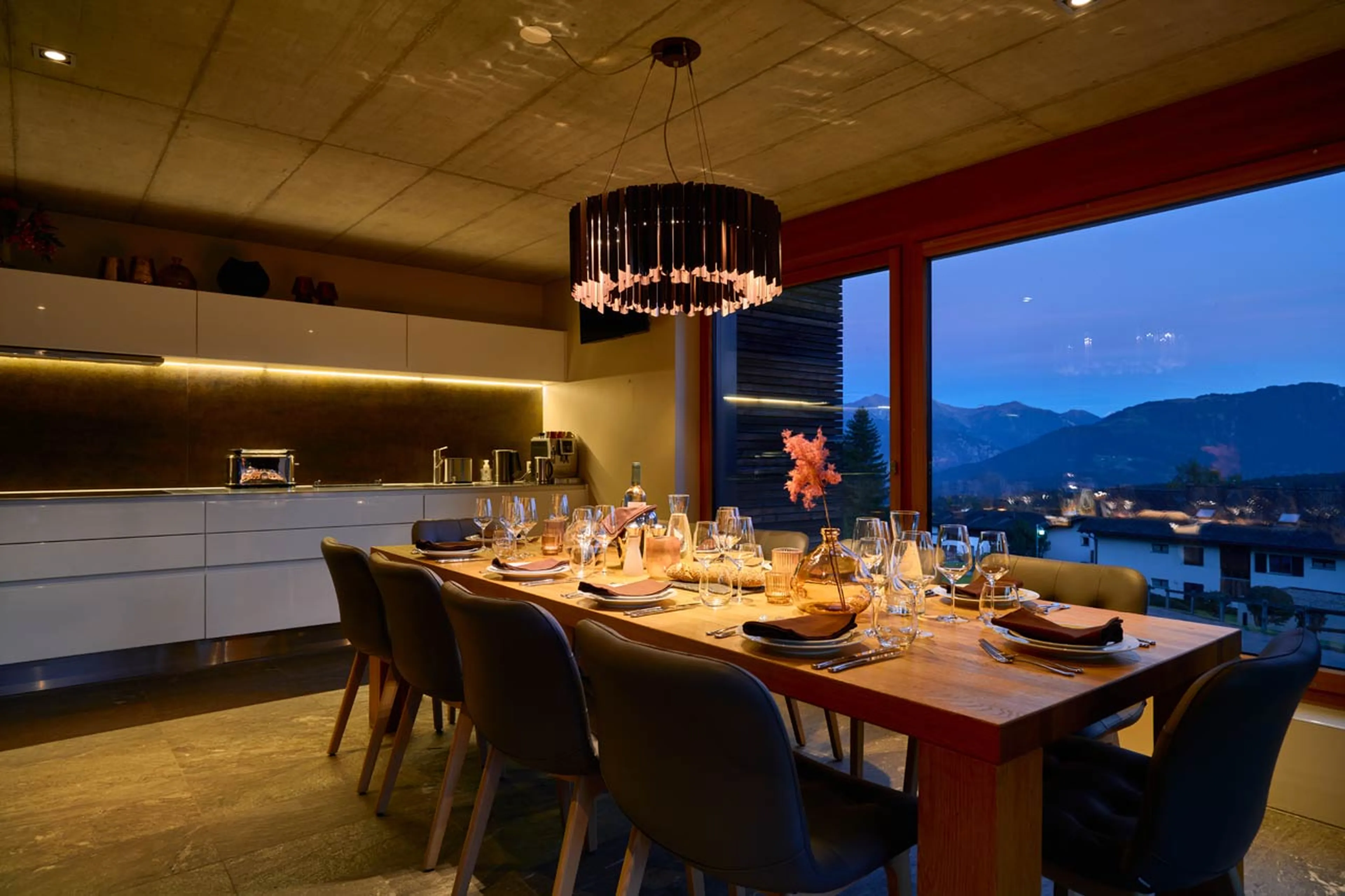 Dining room at Chalet Cassons in Films