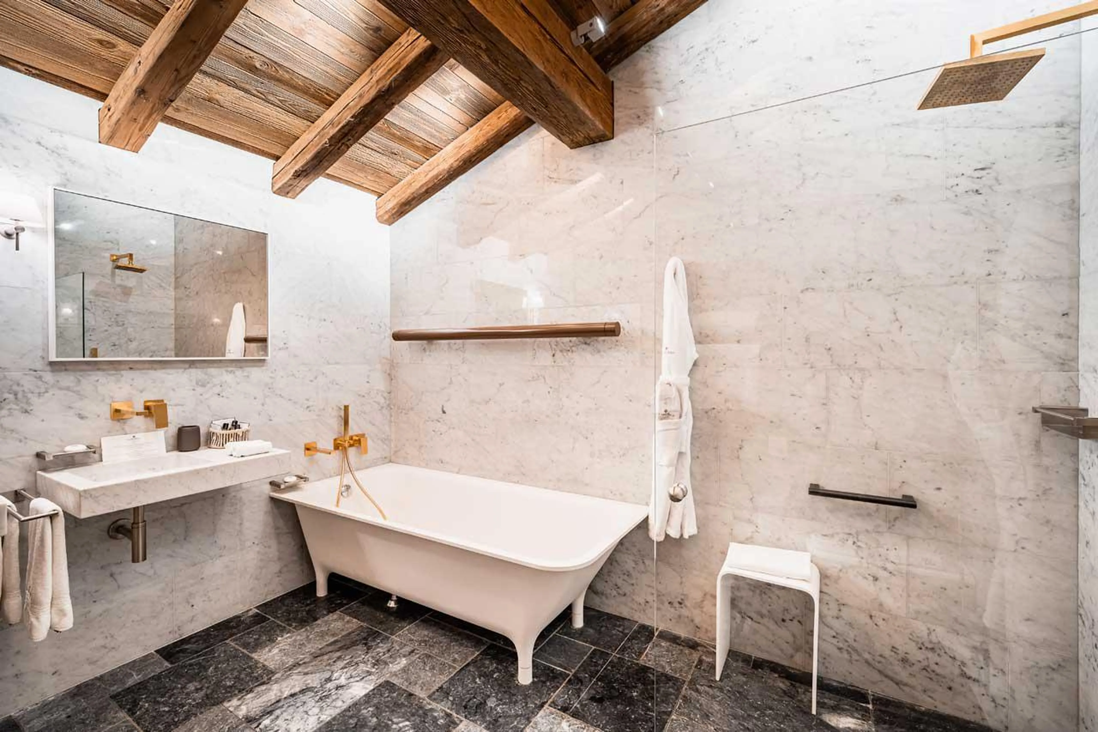Fully equipped bathroom adjoins double bedroom in Chalet Chene in Val D’ Isere