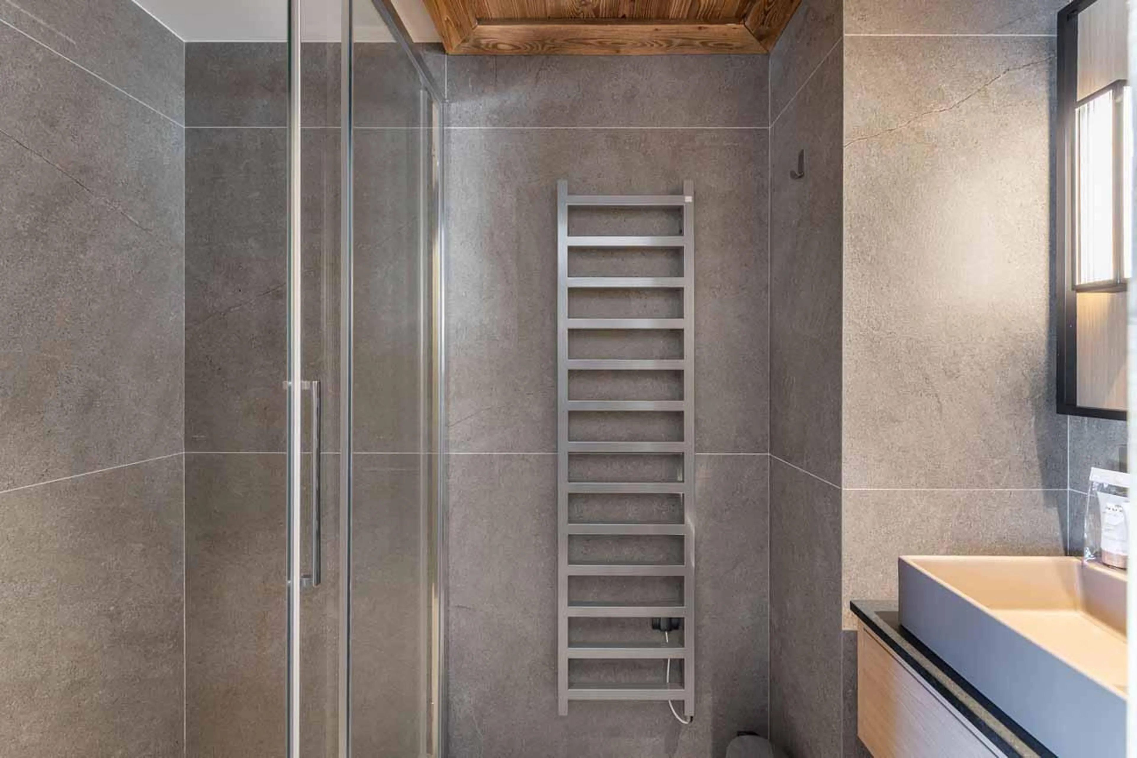 Shower room at Chalet Chergui in Meribel