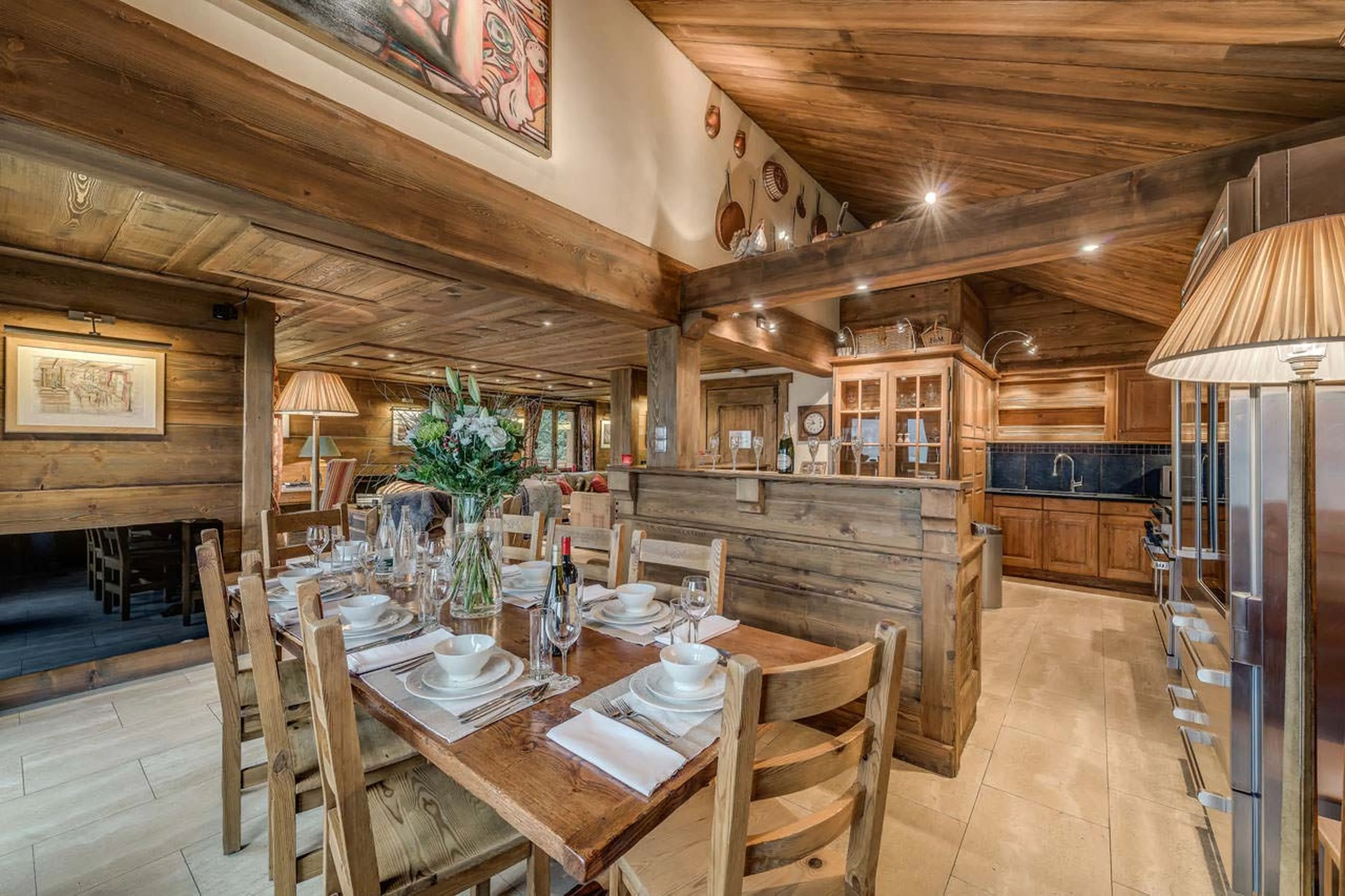 Dining room of Chalet Chopine in Meribel