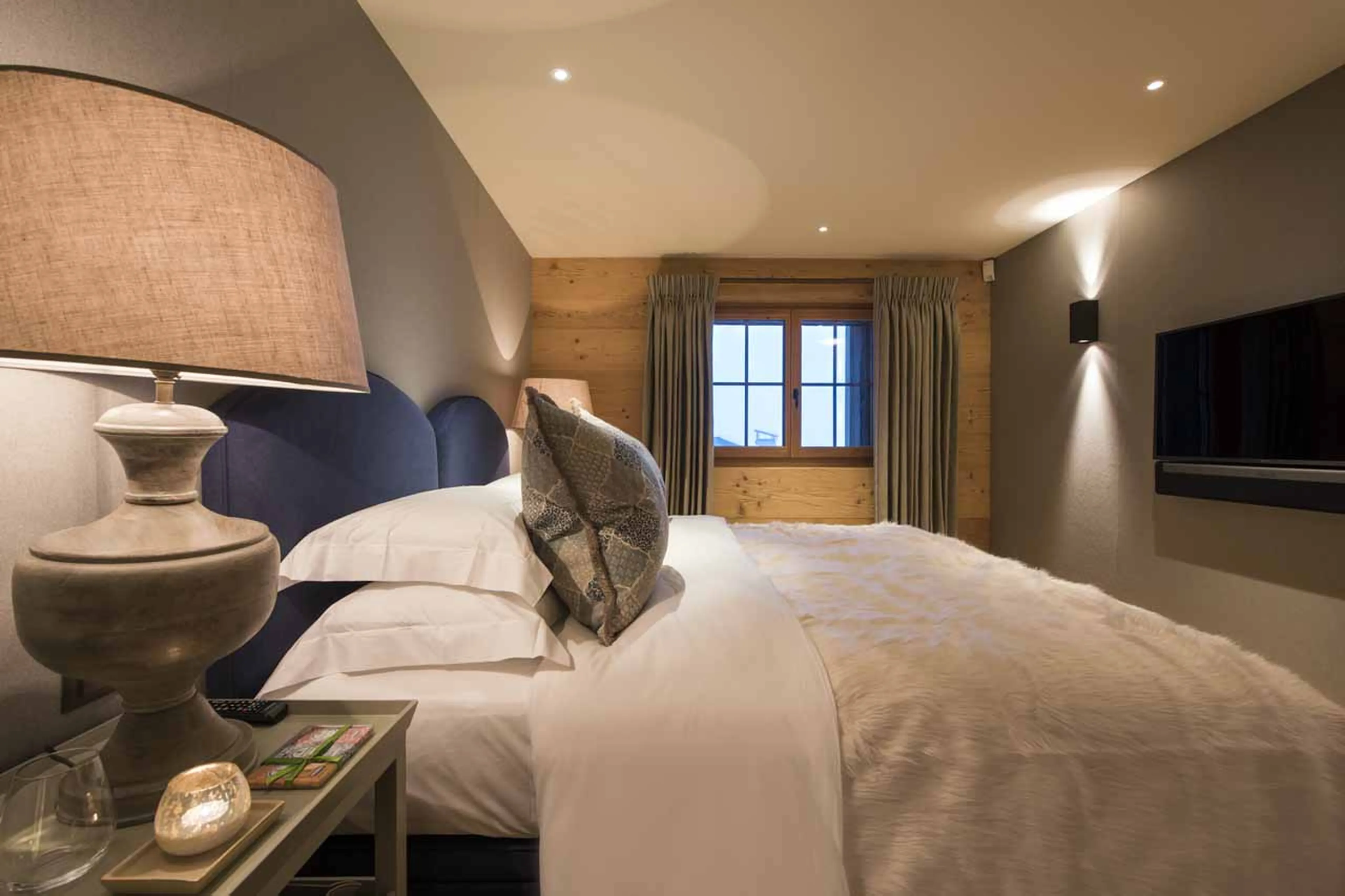 Bedroom six at Chalet Chouqui in Verbier