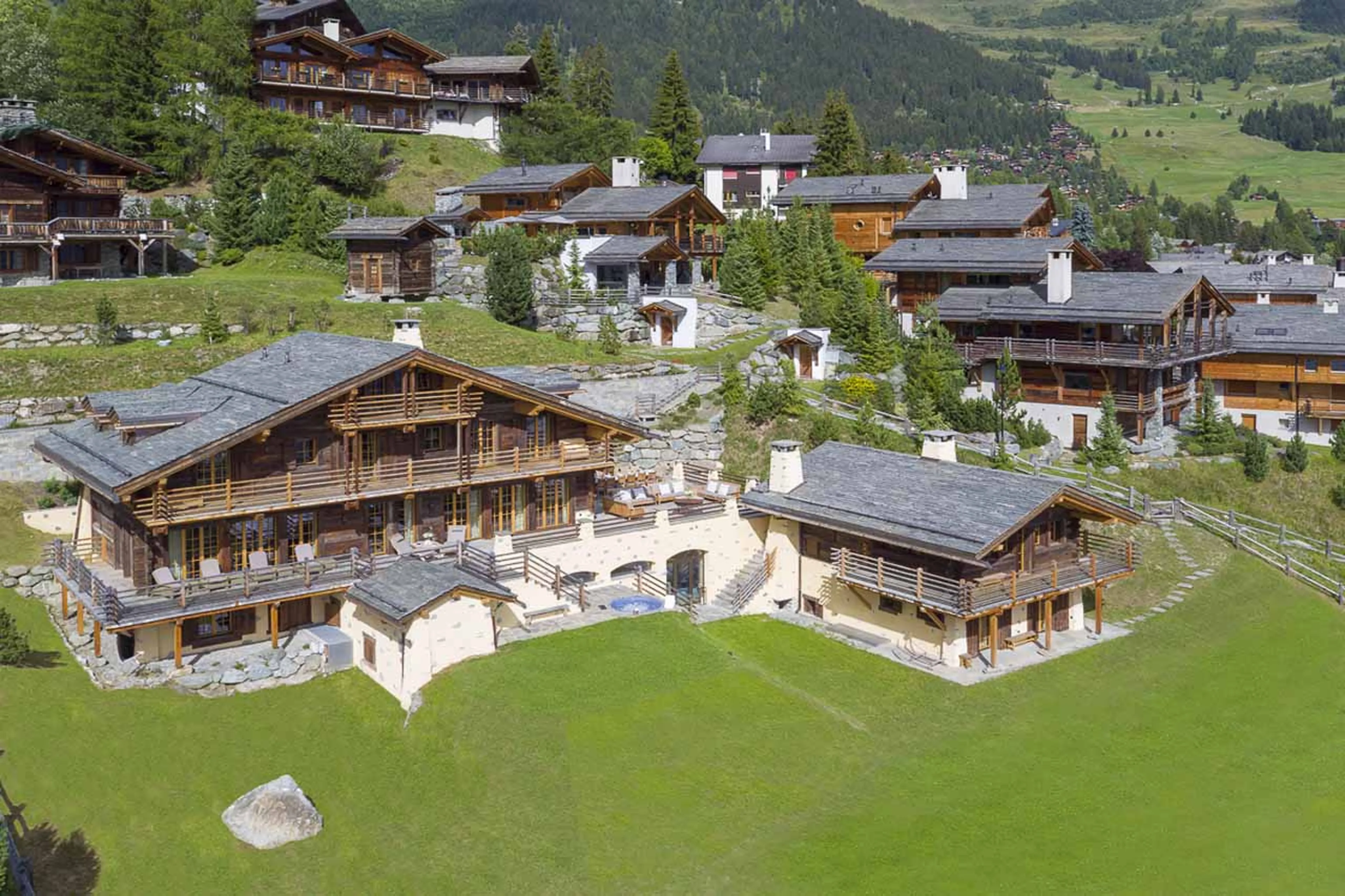 Exterior of Chalet Chouqui in Verbier in summer
