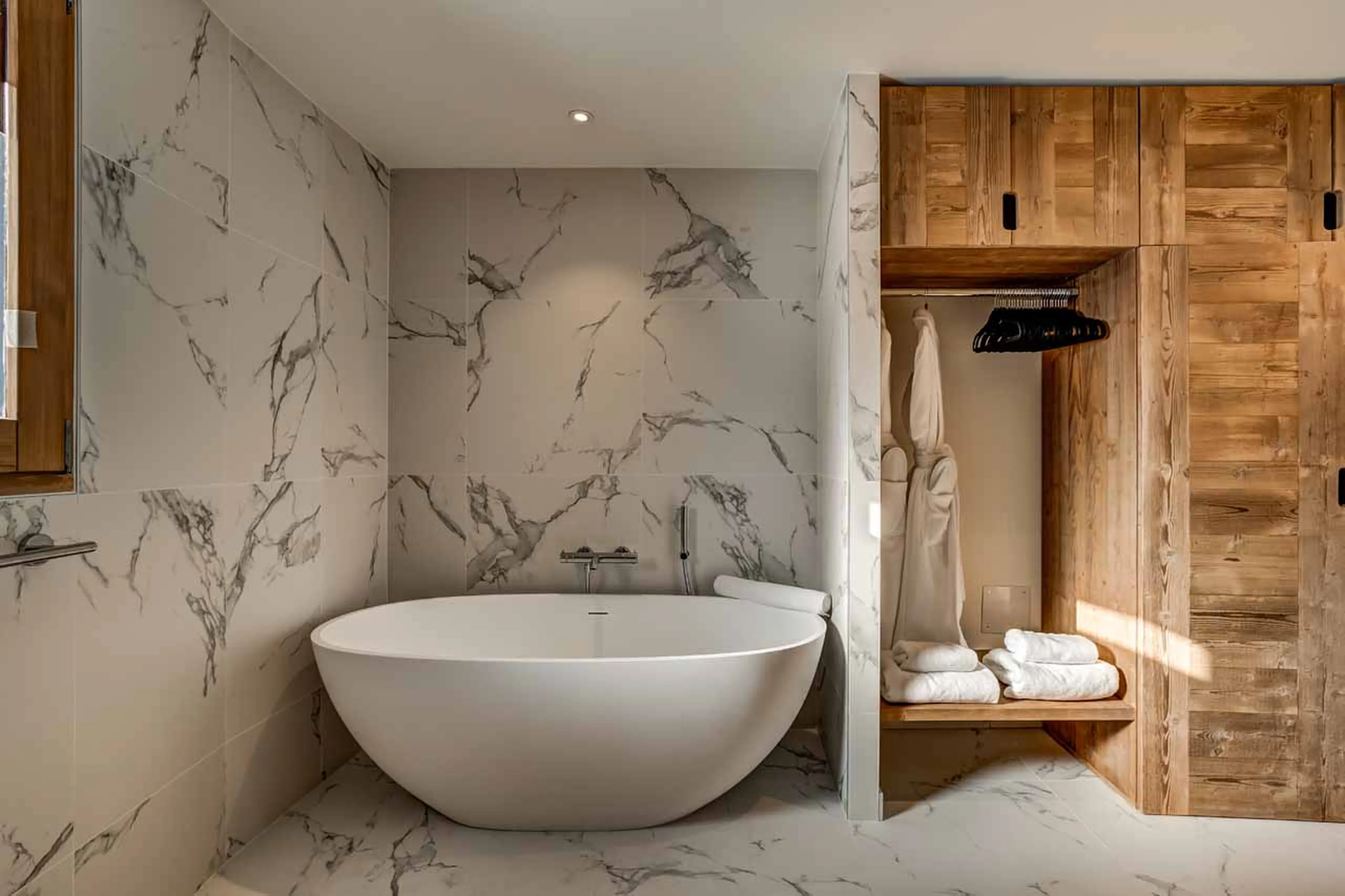 Bathroom one at Chalet Constantia in St Martin de Belleville