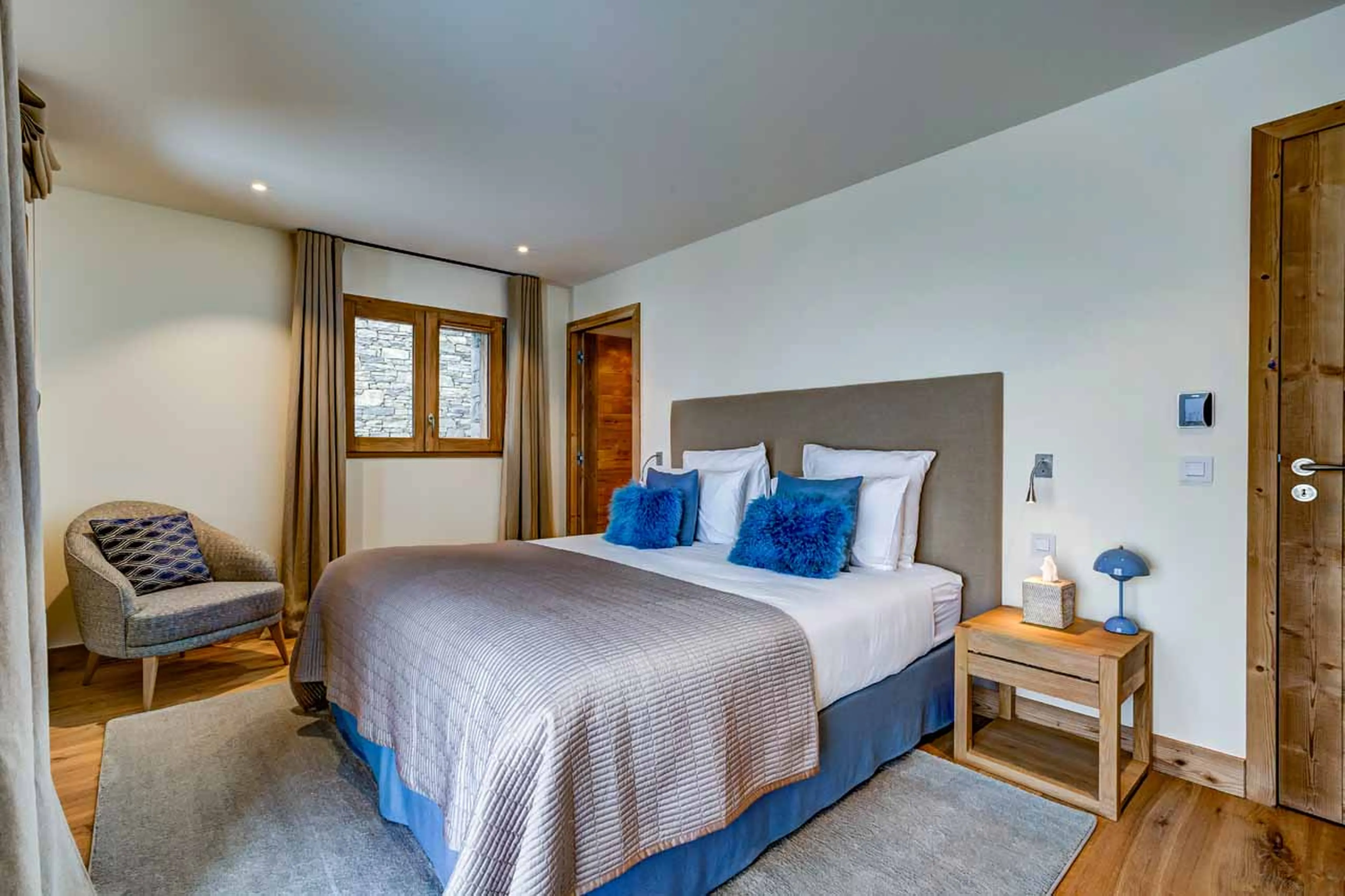 Bedroom six at Chalet Constantia in St Martin de Belleville