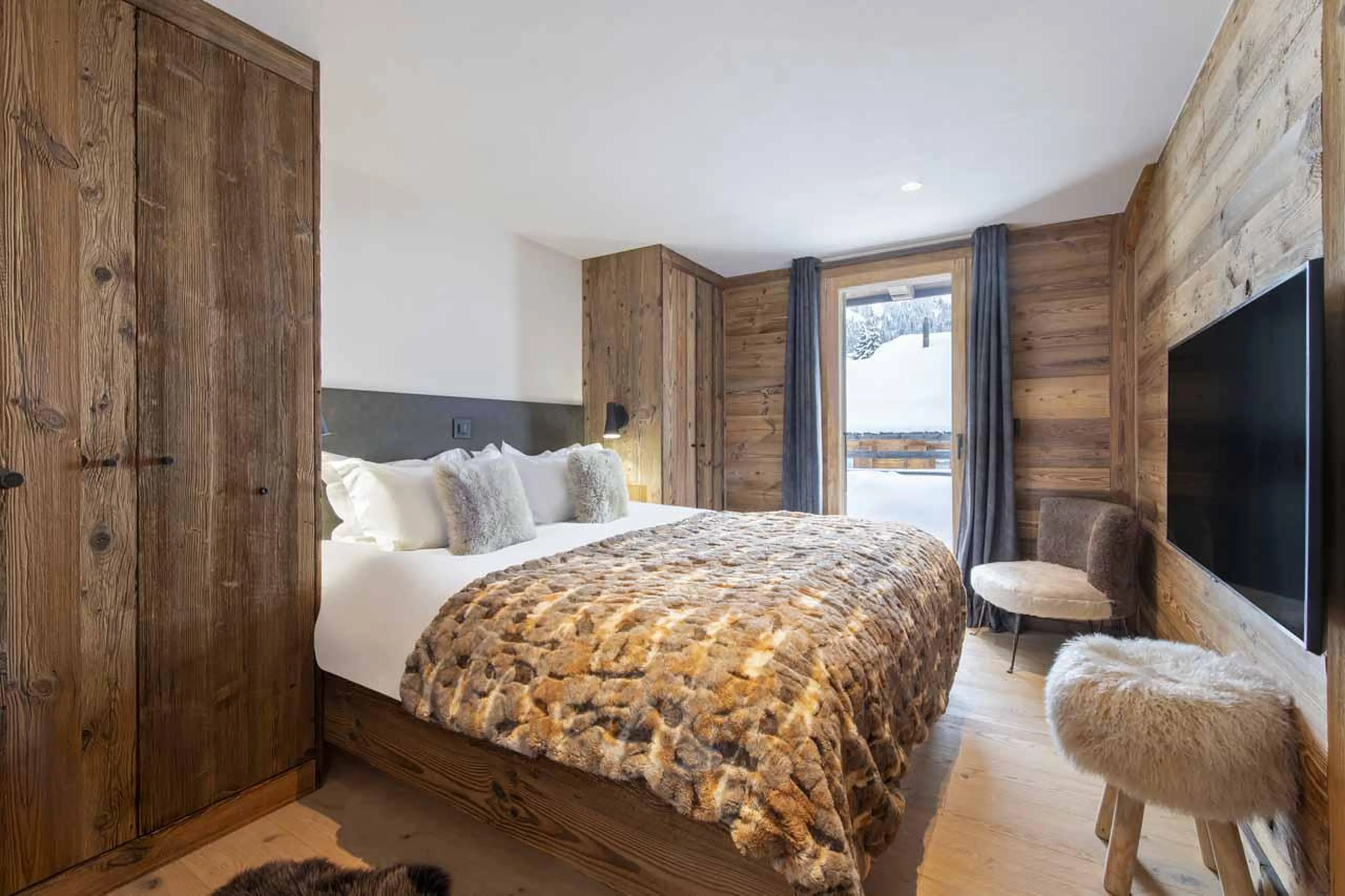Master double bedroom at Chalet Cortil in Verbier