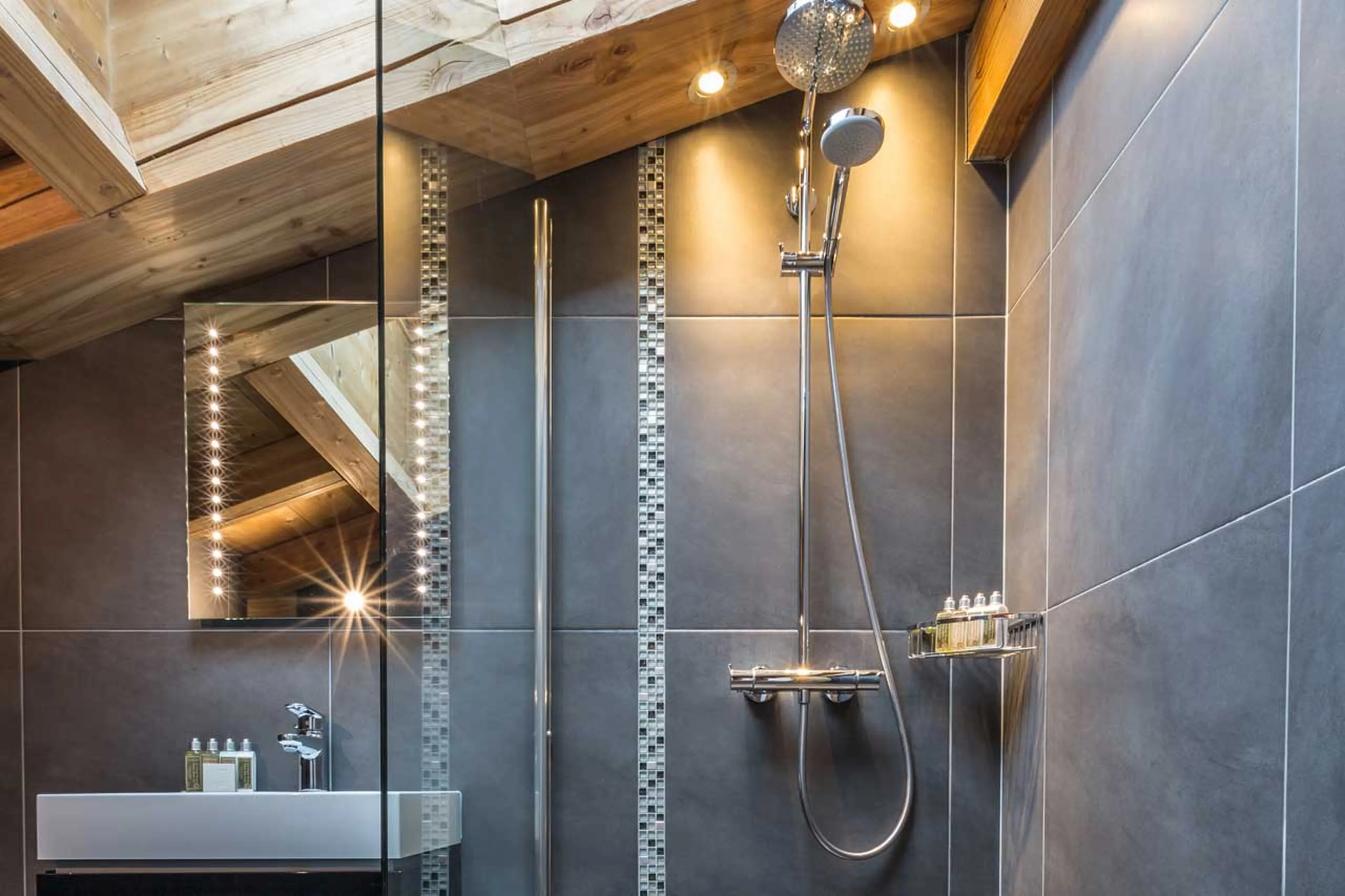 Modern shower room en-suite to Butterfly, Chalet Couttet in Chamonix