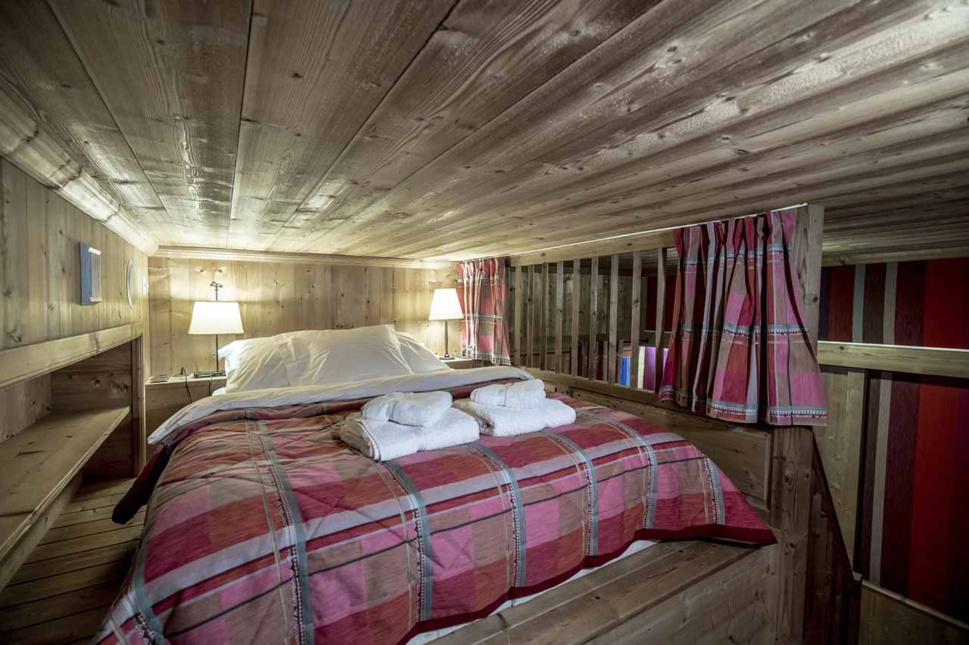 Mezzanine bedroom at Chalet Cristal A in Val d’Isere