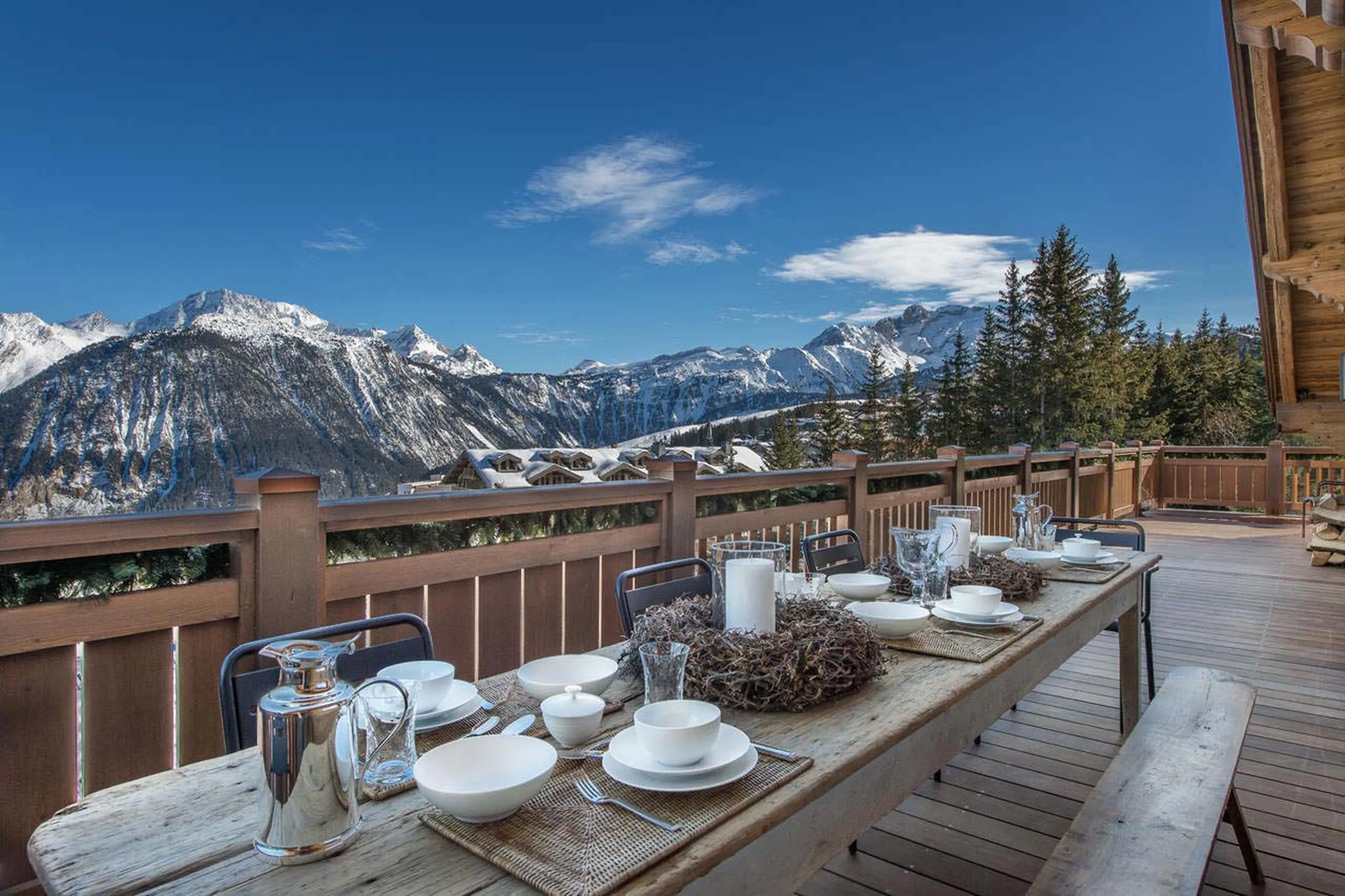 View from the large terrace of Chalet Cryst'Aile in Courchevel 1850