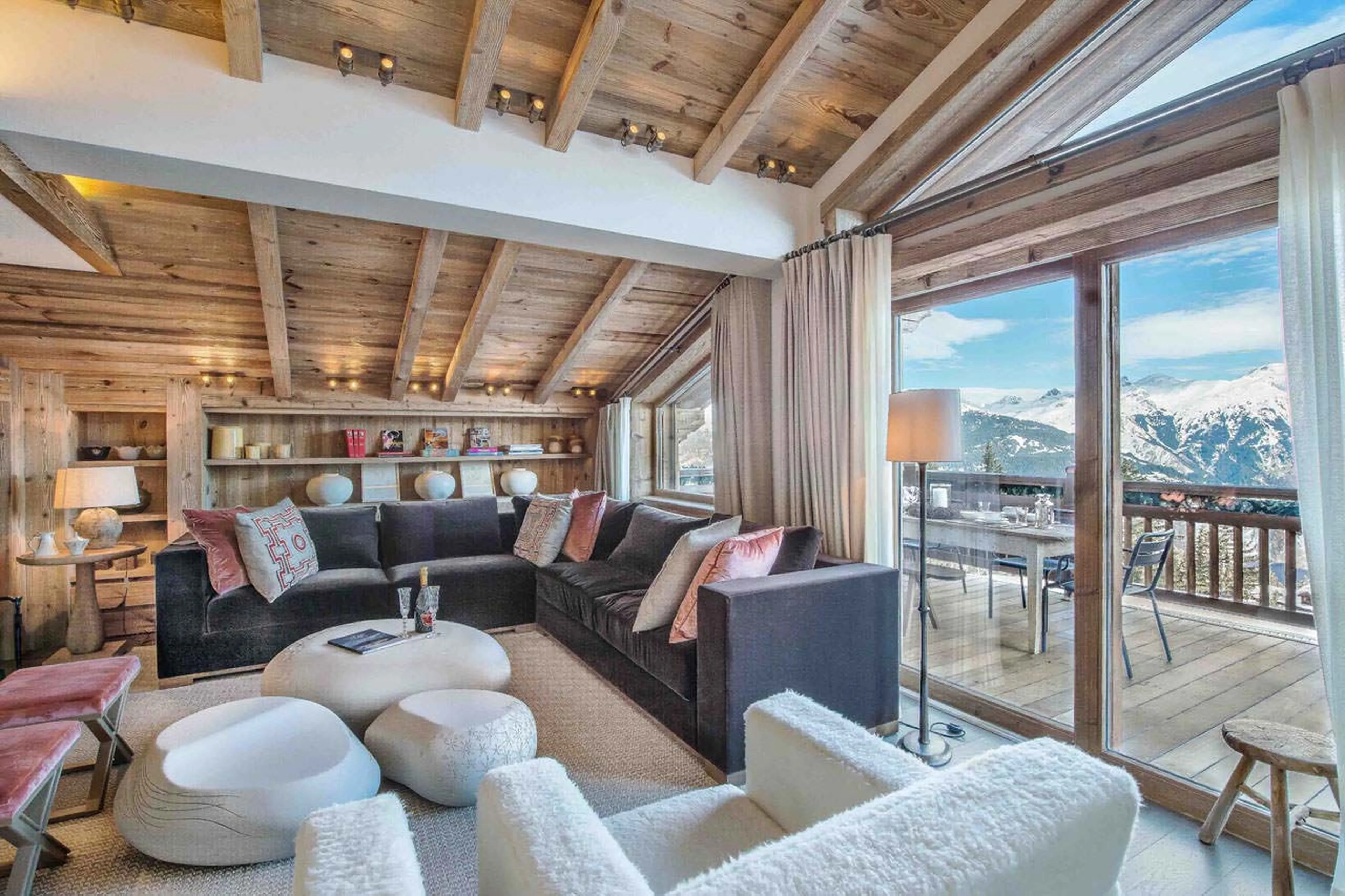 Living area with a view in Chalet Cryst'Aile in Courchevel 1850