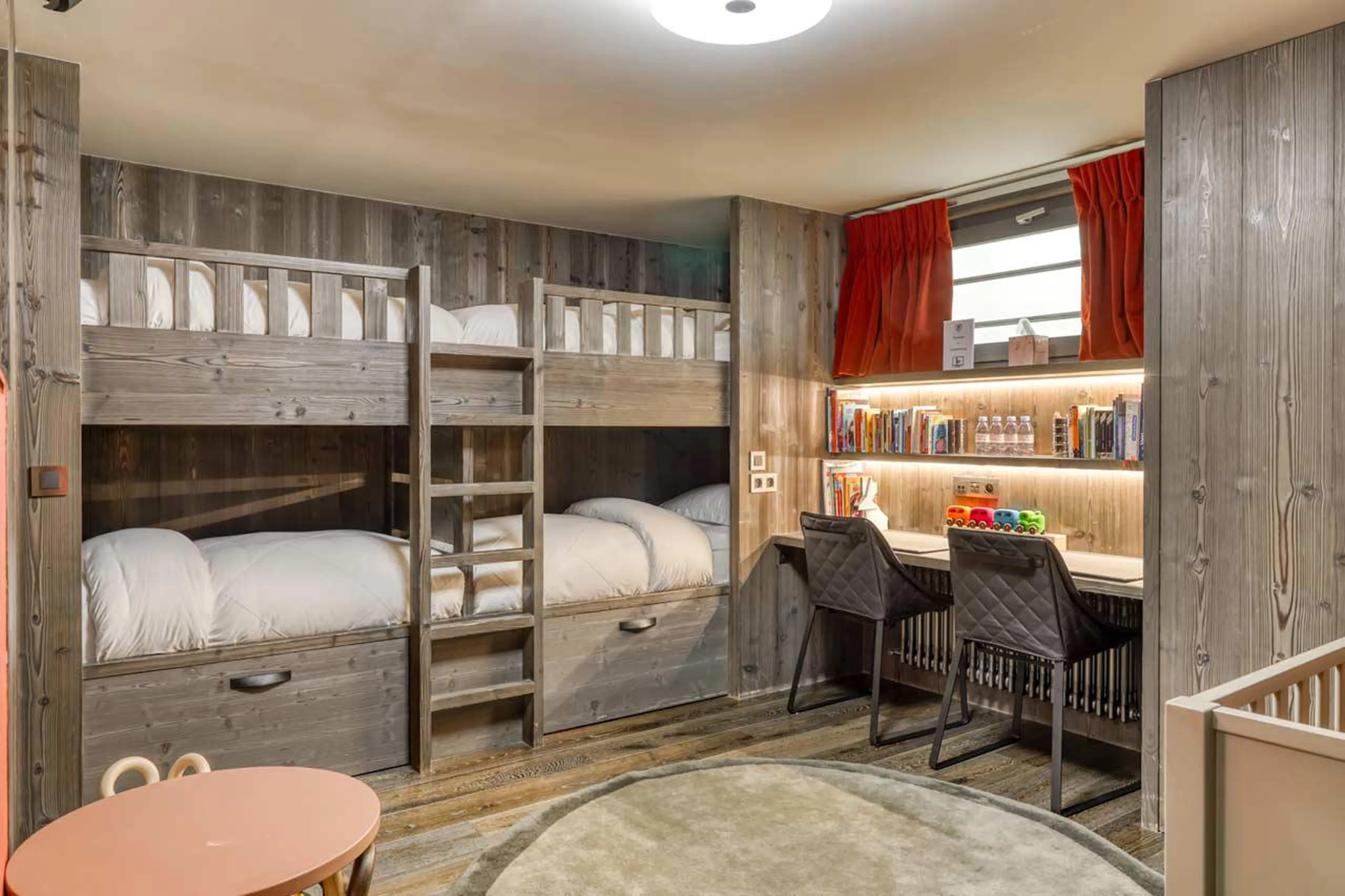 Bunk room at Chalet Dana in Megeve