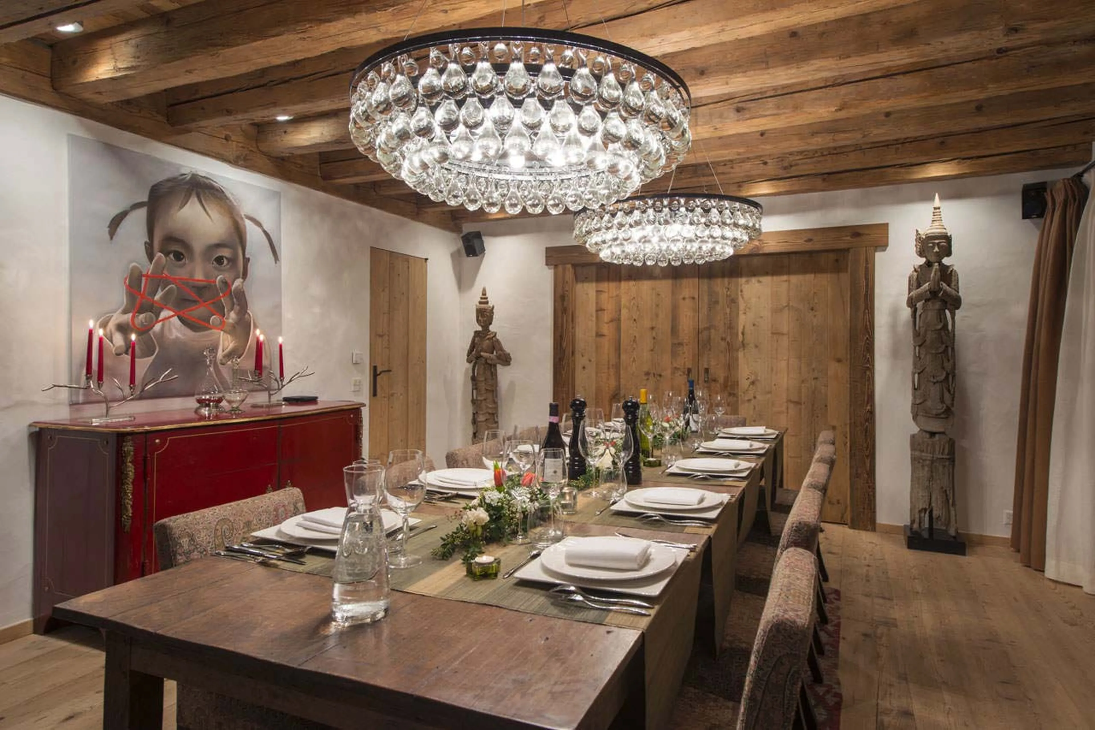Elegant dining area in Chalet Dent Blanche in Verbier