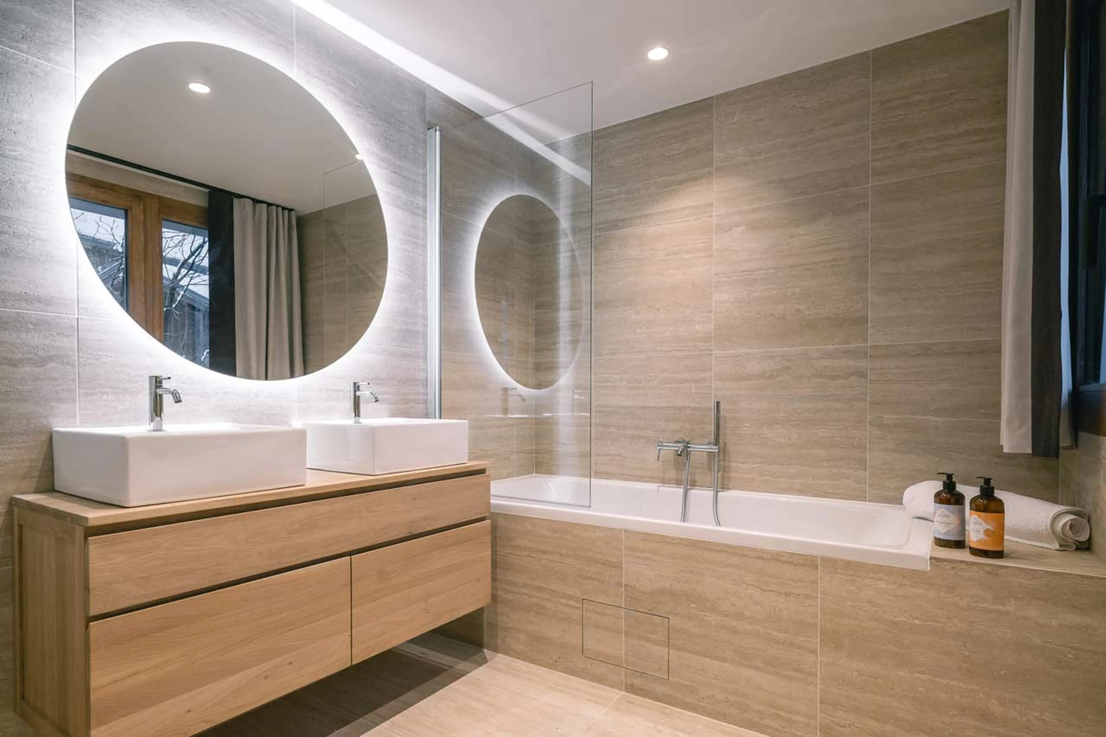 Bathroom three at Chalet des Amis in Meribel