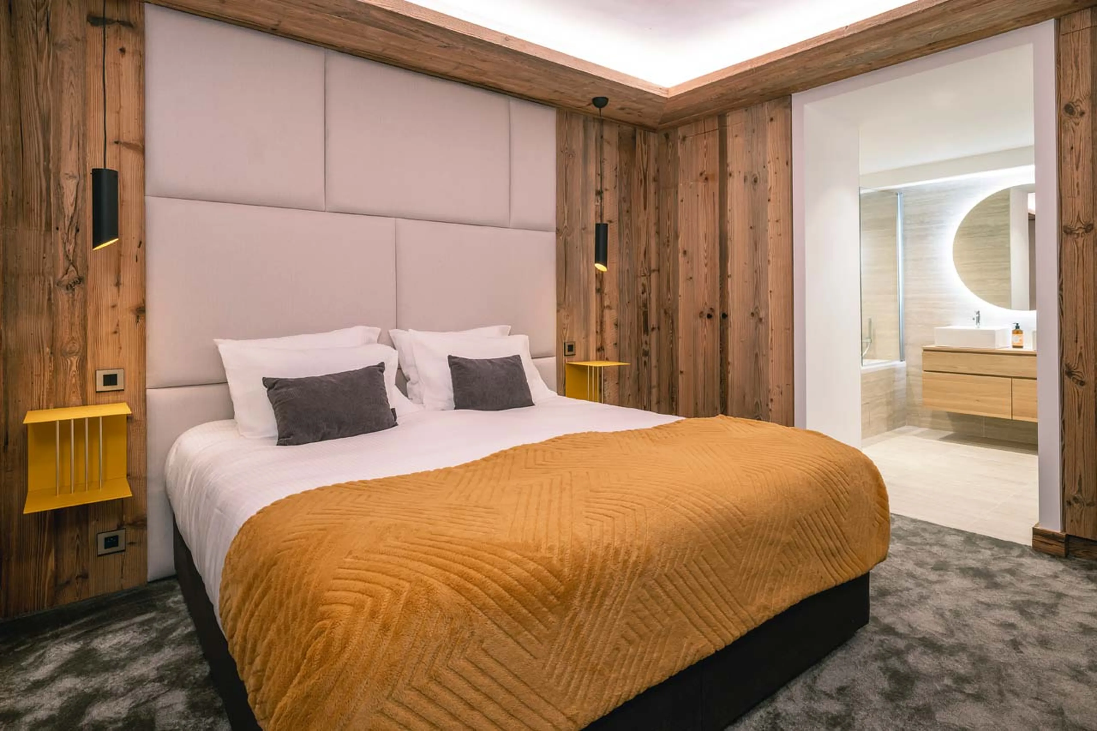 Bedroom four at Chalet des Amis in Meribel