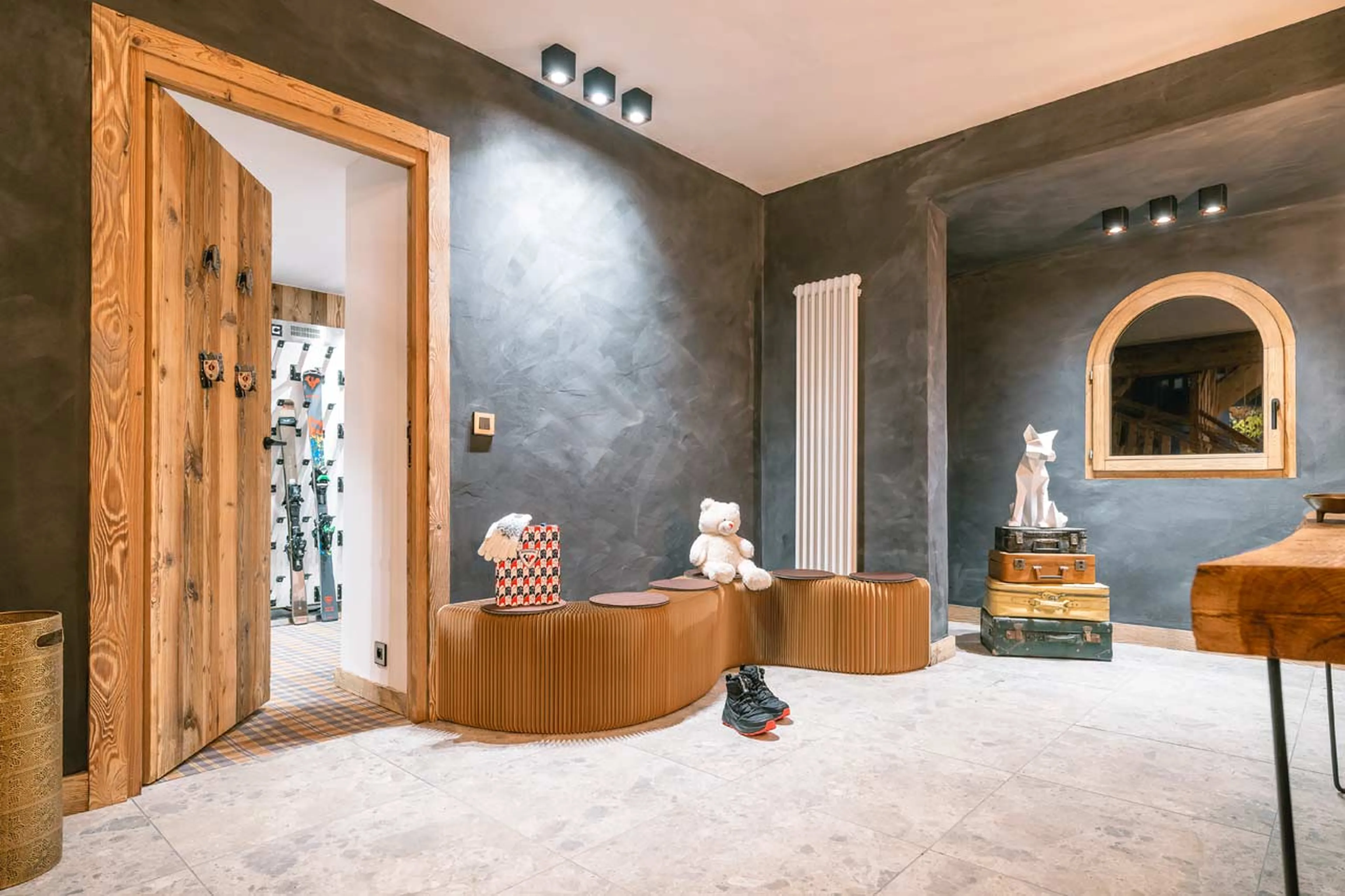 Entrance hall of Chalet des Amis in Meribel