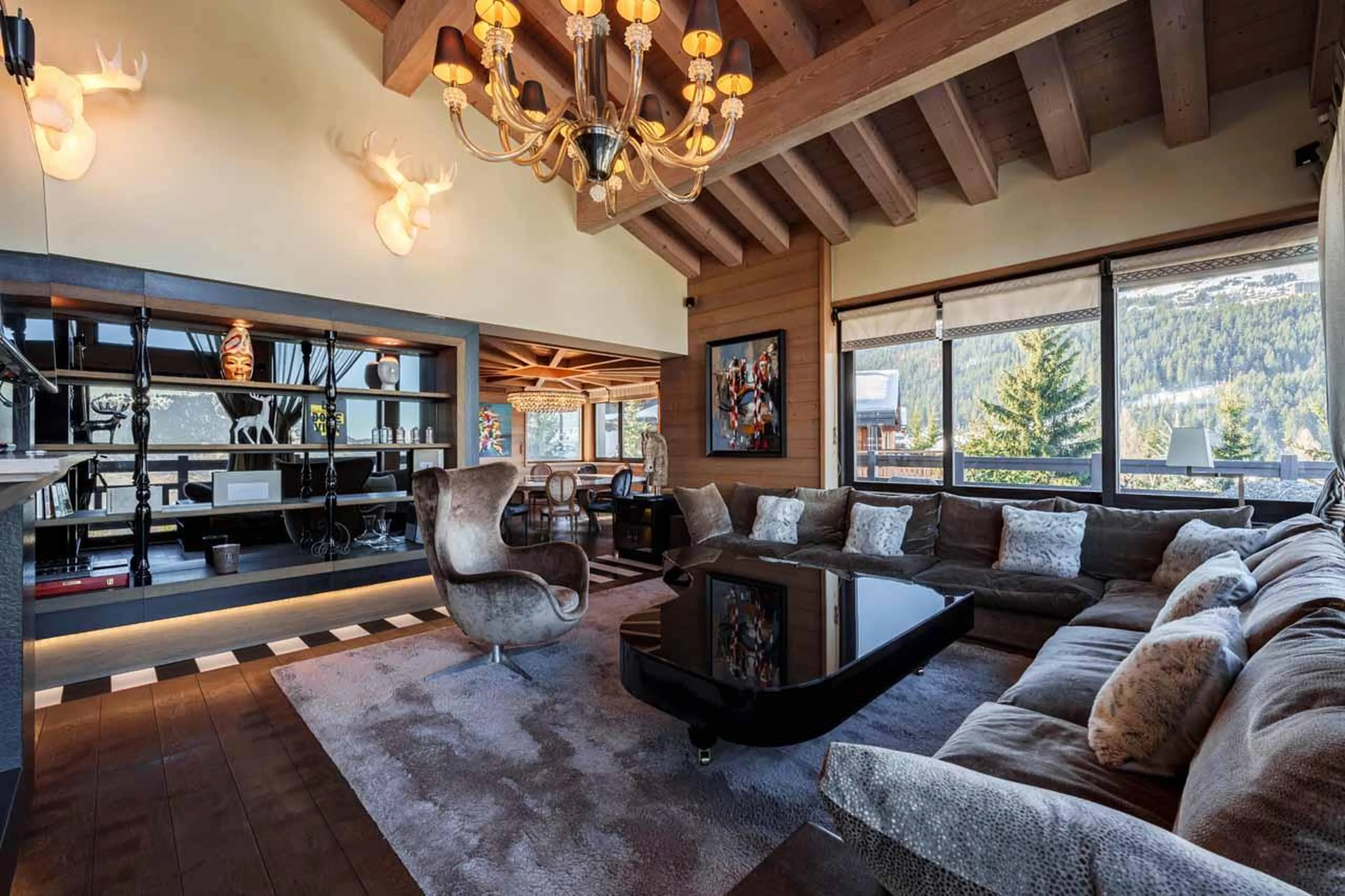 Second sitting area at Chalet Dolce Vita in Courchevel 1650