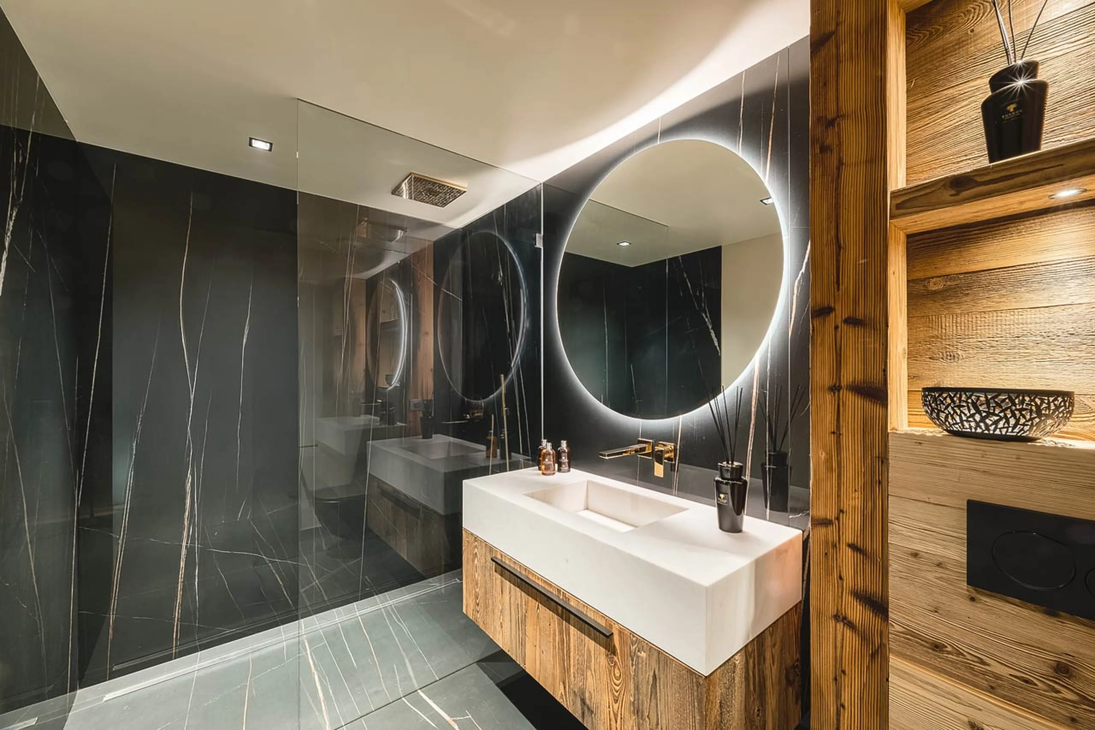 Shower room five at Chalet Ecliptique in Morzine