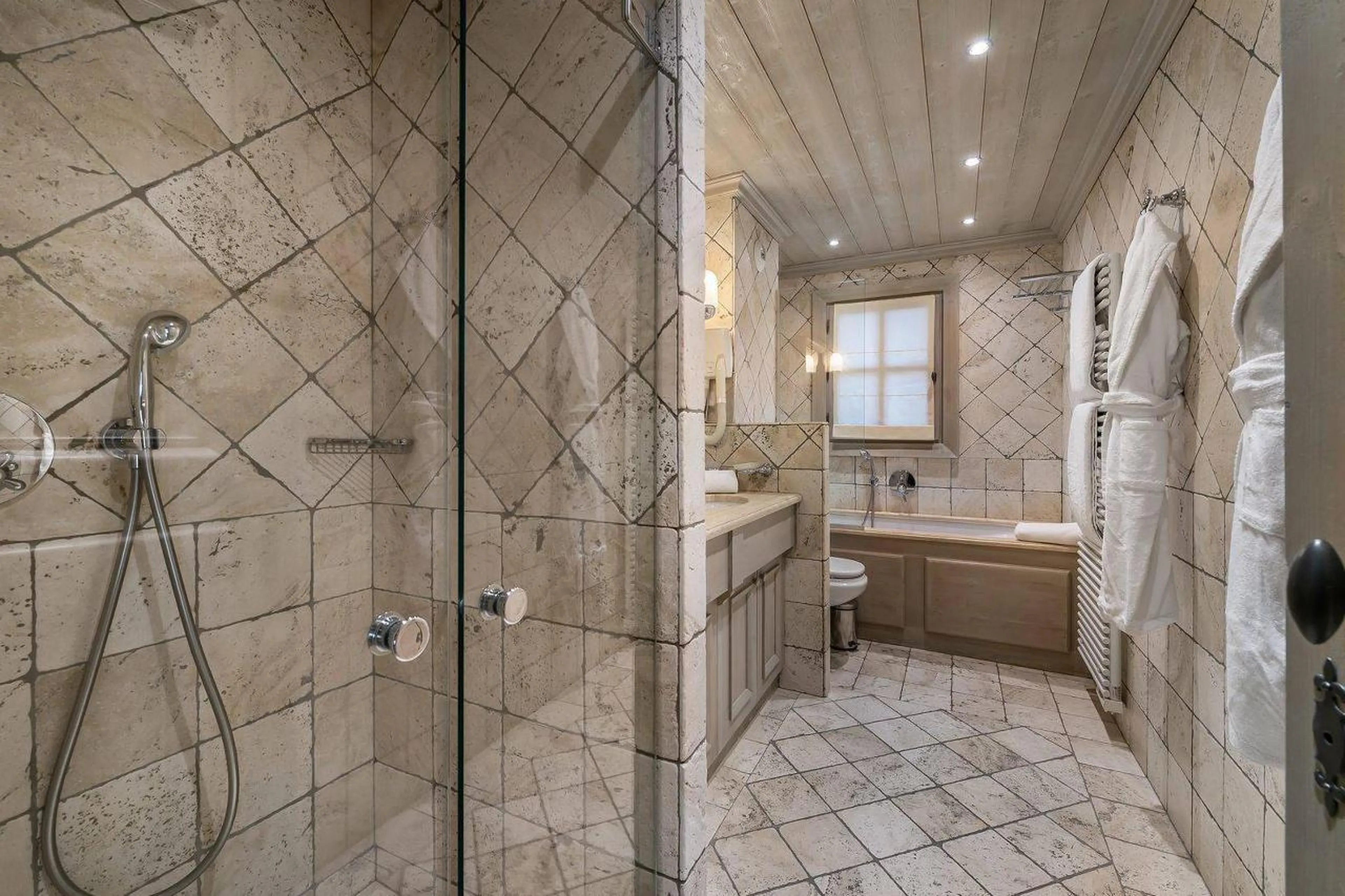 Bathroom en-suite to master bedroom in Chalet Edelstone, Courchevel 1850