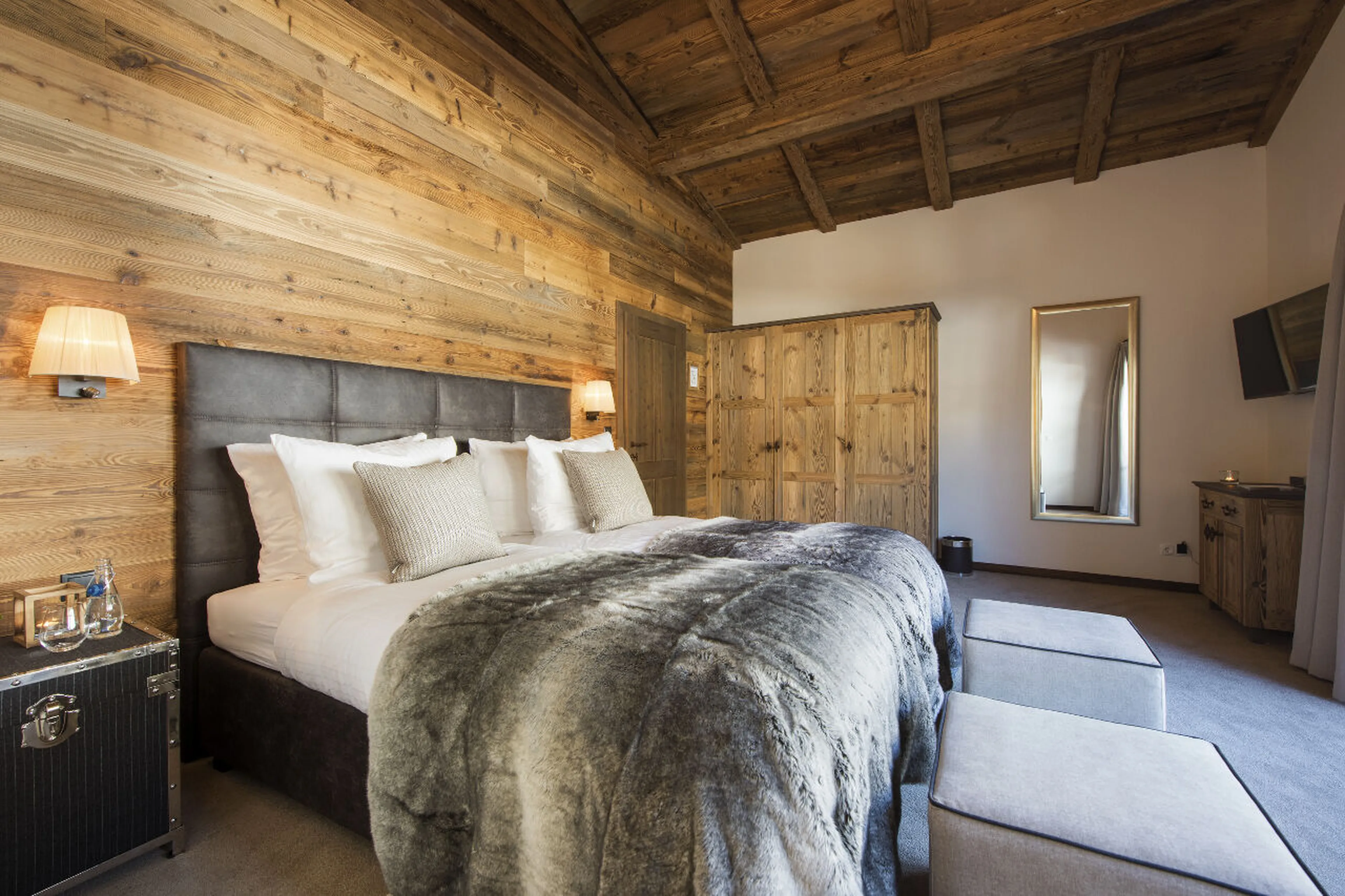 Kanzi Suite bedroom C in Chalet Eden Rock in St Anton