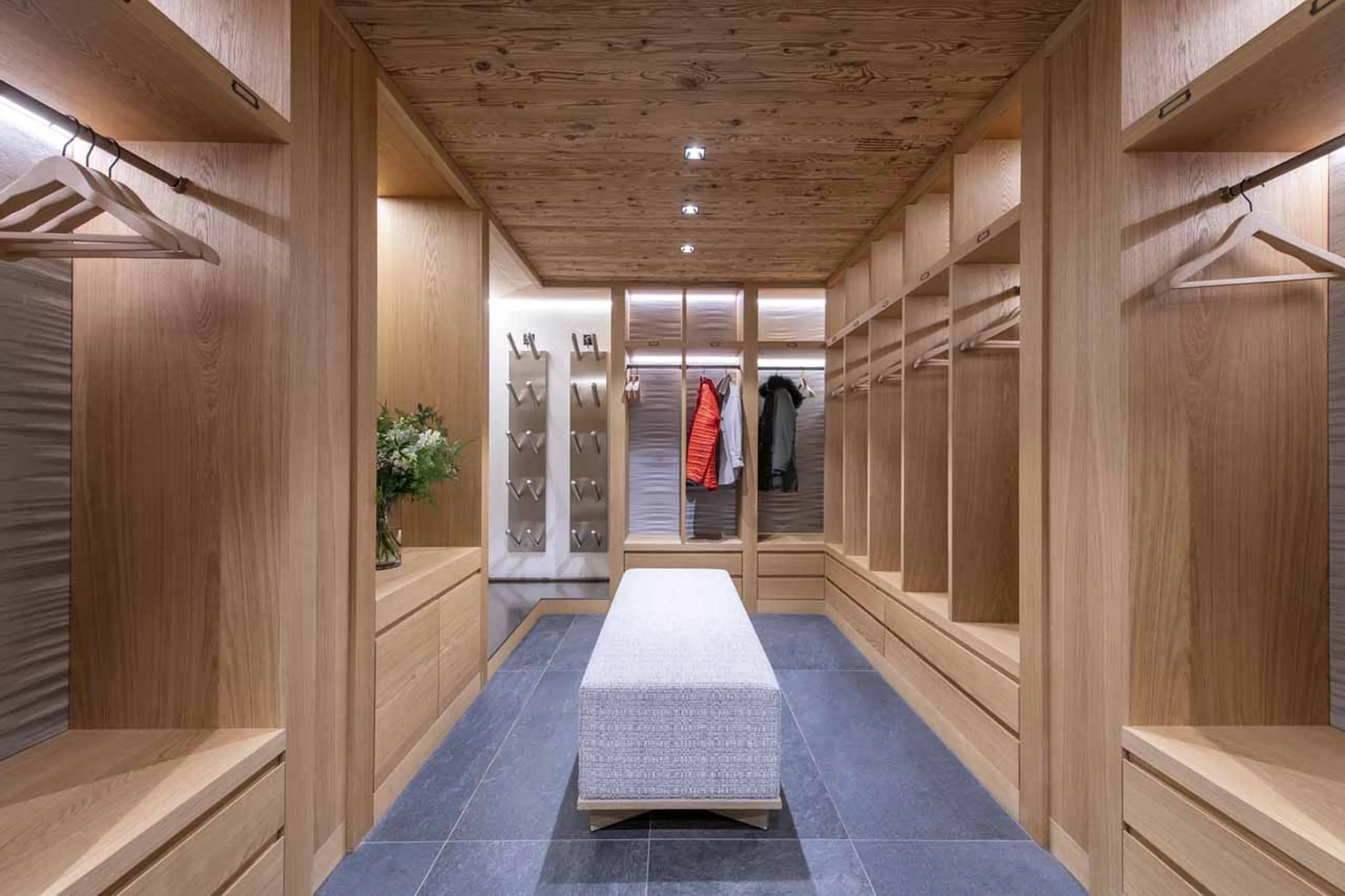 Ski room storage at Chalet Elbrus in Zermatt